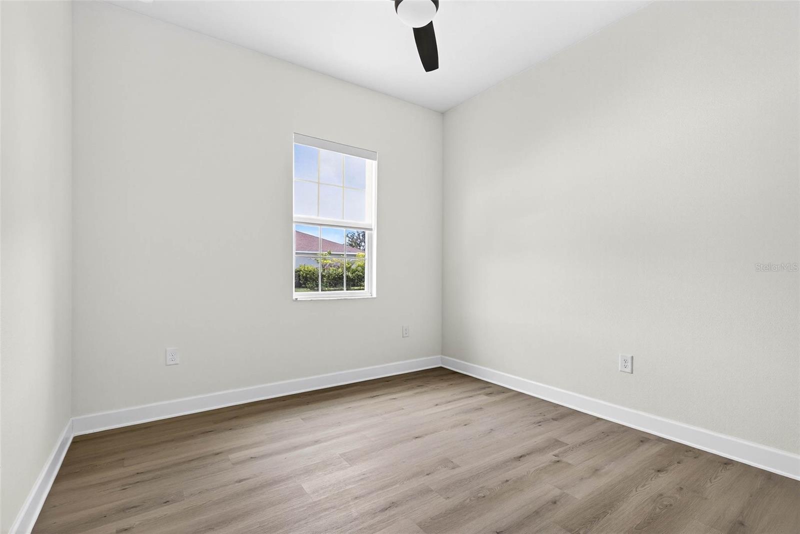 Listing photo id 24 for 33487 Azalea Ridge Drive