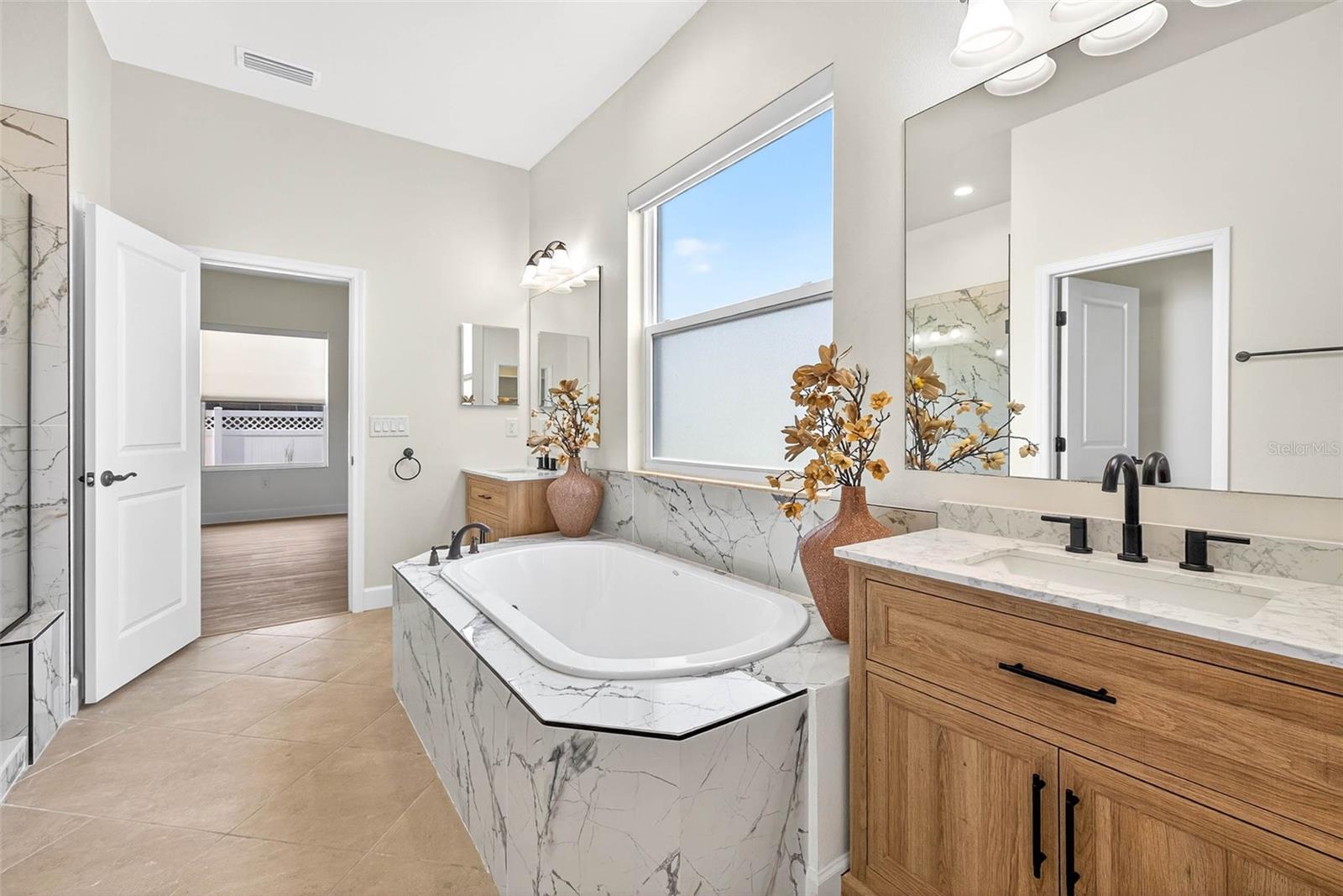 Listing photo id 35 for 33487 Azalea Ridge Drive