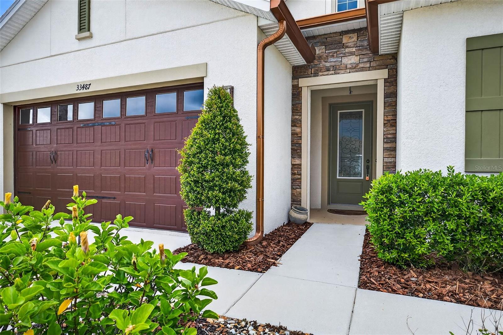 Listing photo id 3 for 33487 Azalea Ridge Drive