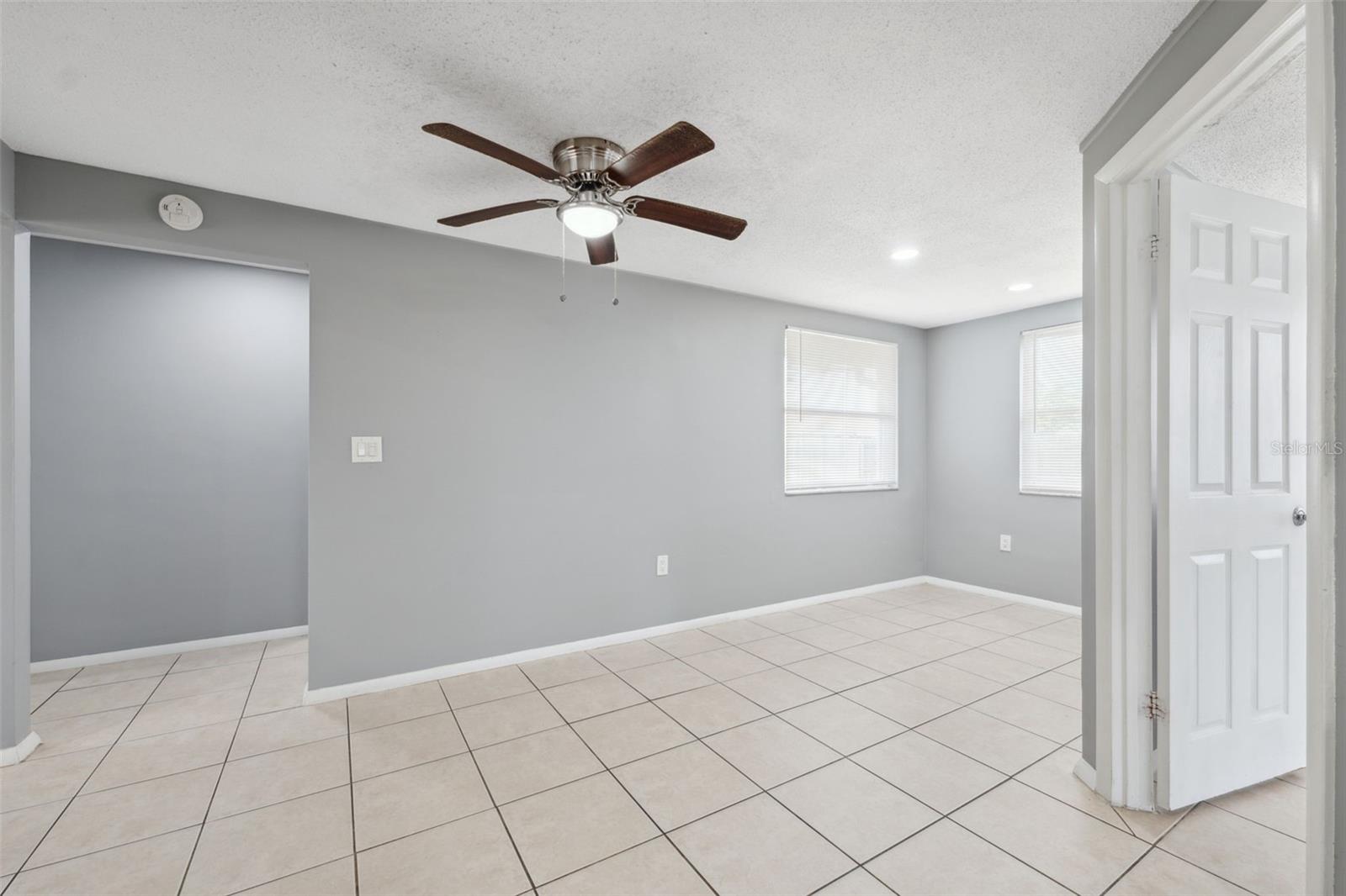 Image 14 of 33 For 7123 Cherry Laurel Drive