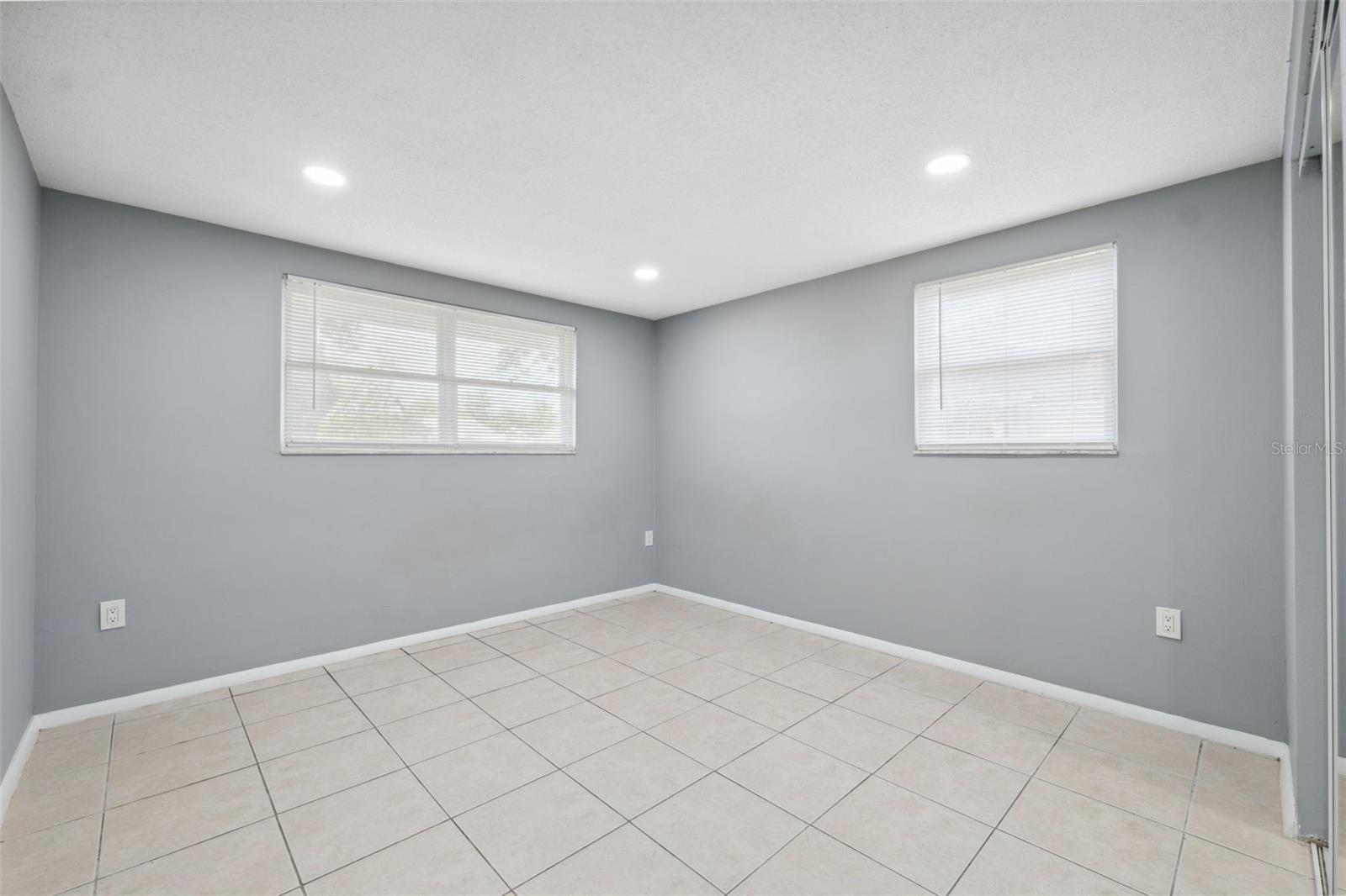 Image 21 of 33 For 7123 Cherry Laurel Drive