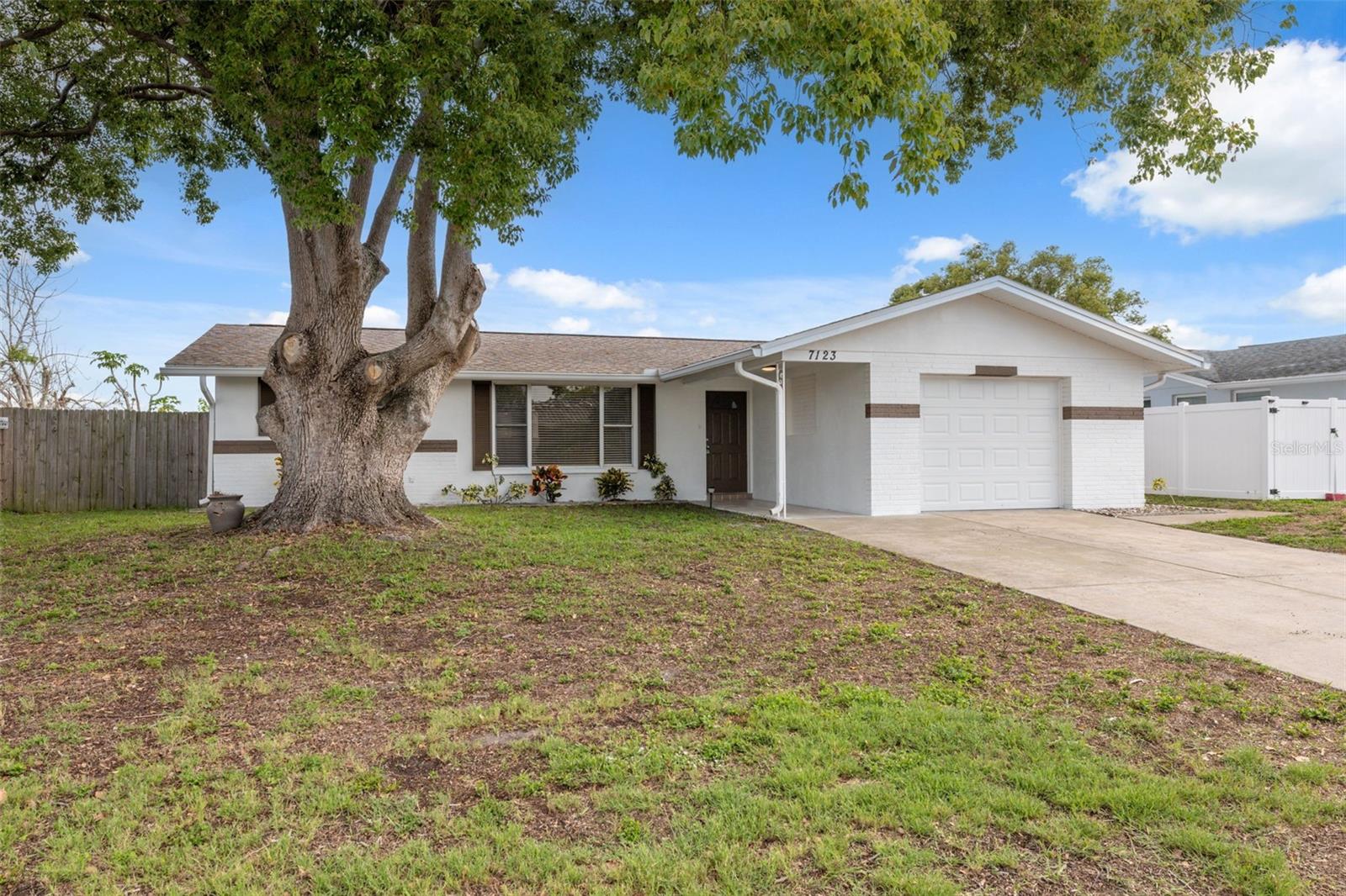 Image 32 of 33 For 7123 Cherry Laurel Drive