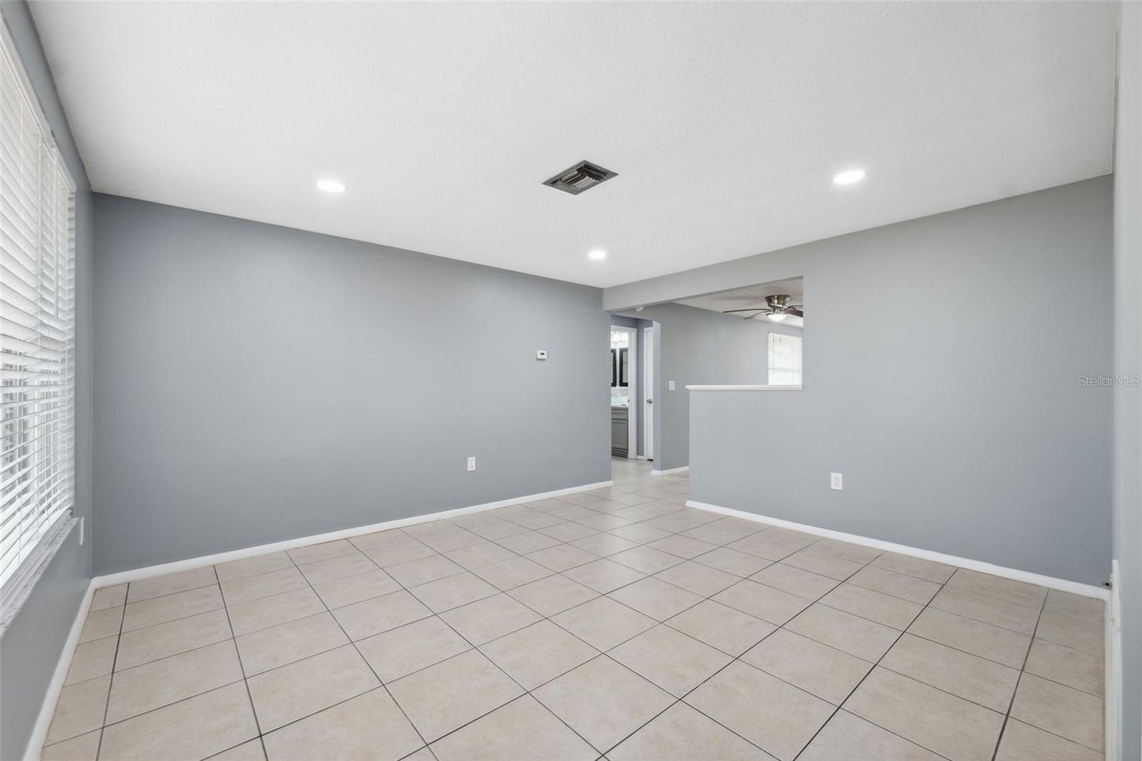 Image 5 of 33 For 7123 Cherry Laurel Drive