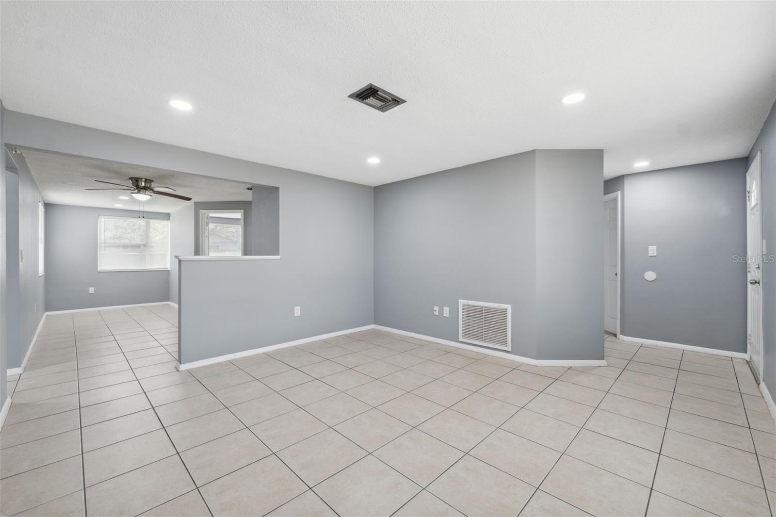 Image 6 of 33 For 7123 Cherry Laurel Drive