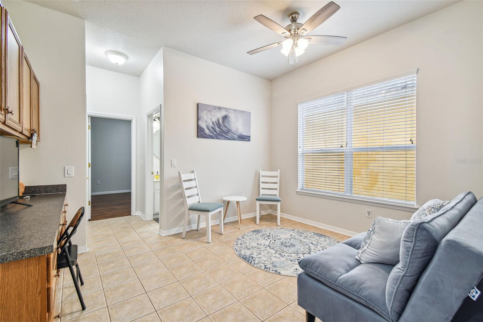 Listing photo id 47 for 7410 Ambleside Drive