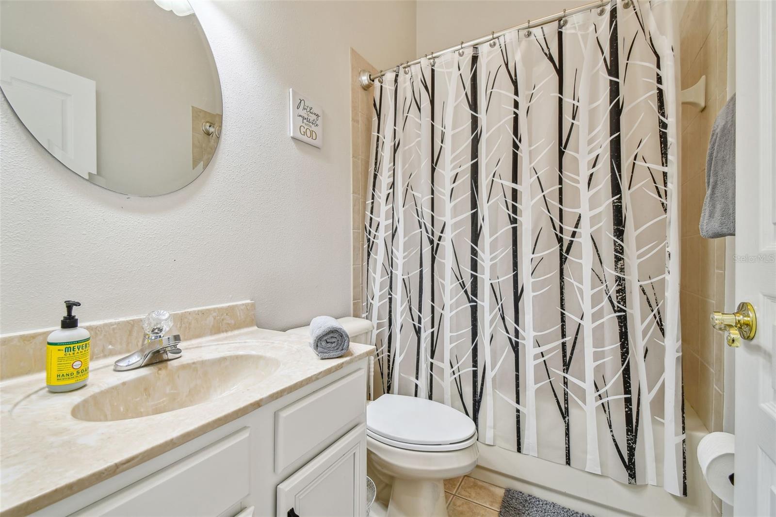 Listing photo id 51 for 7410 Ambleside Drive