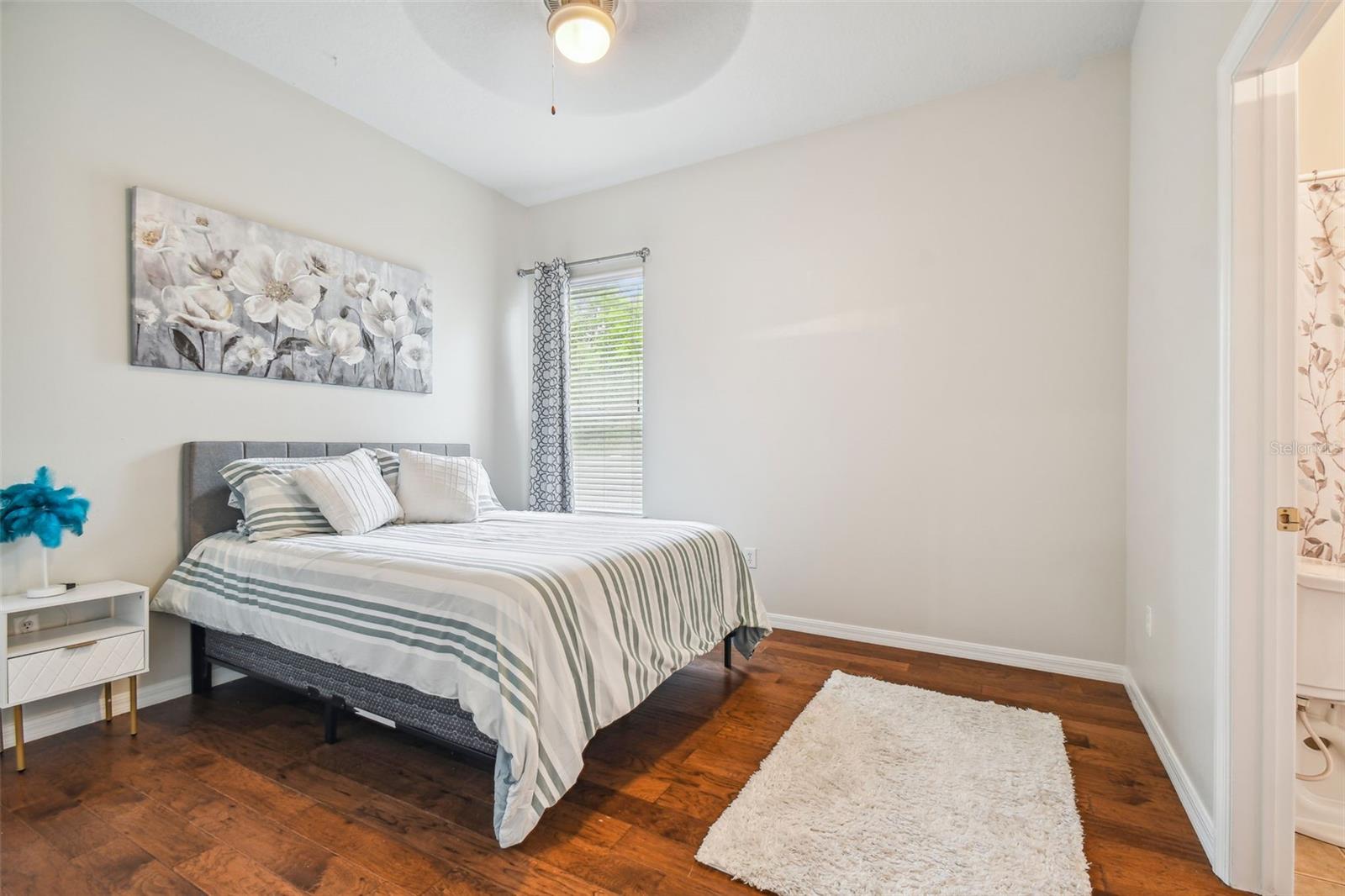 Listing photo id 55 for 7410 Ambleside Drive