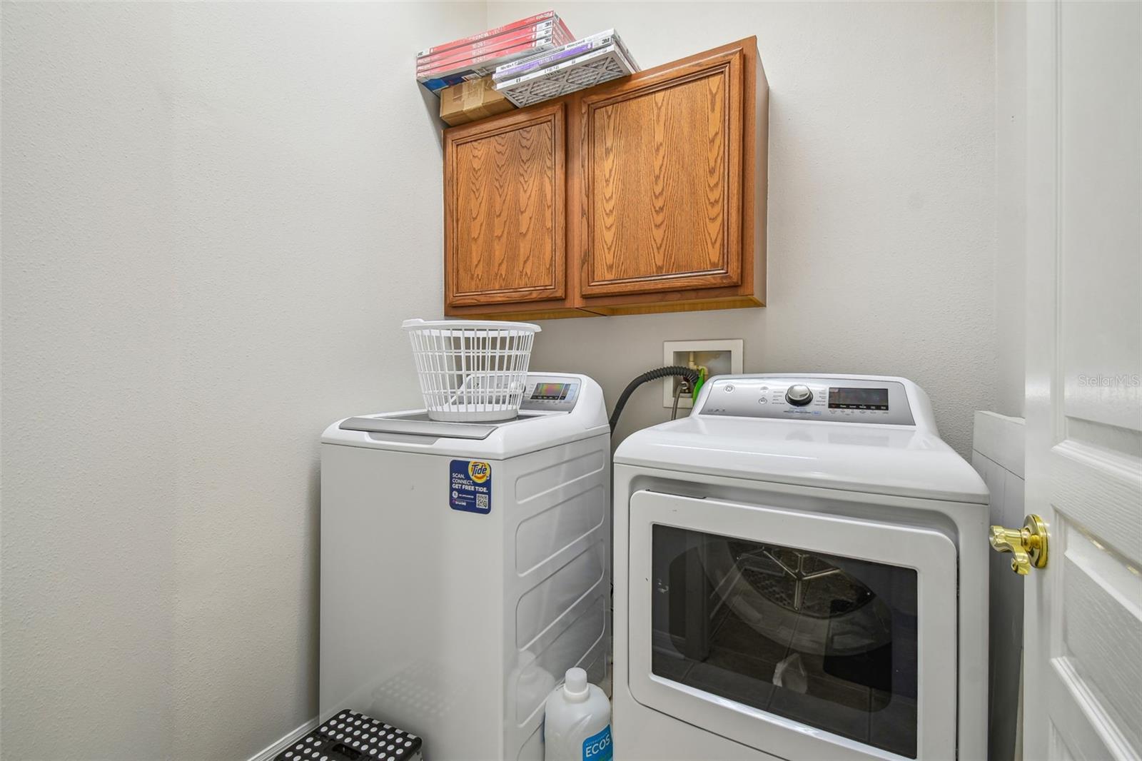 Listing photo id 62 for 7410 Ambleside Drive