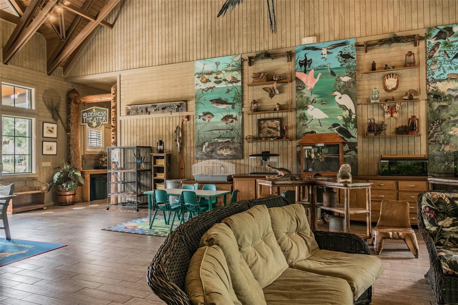 Listing photo id 77 for 7410 Ambleside Drive