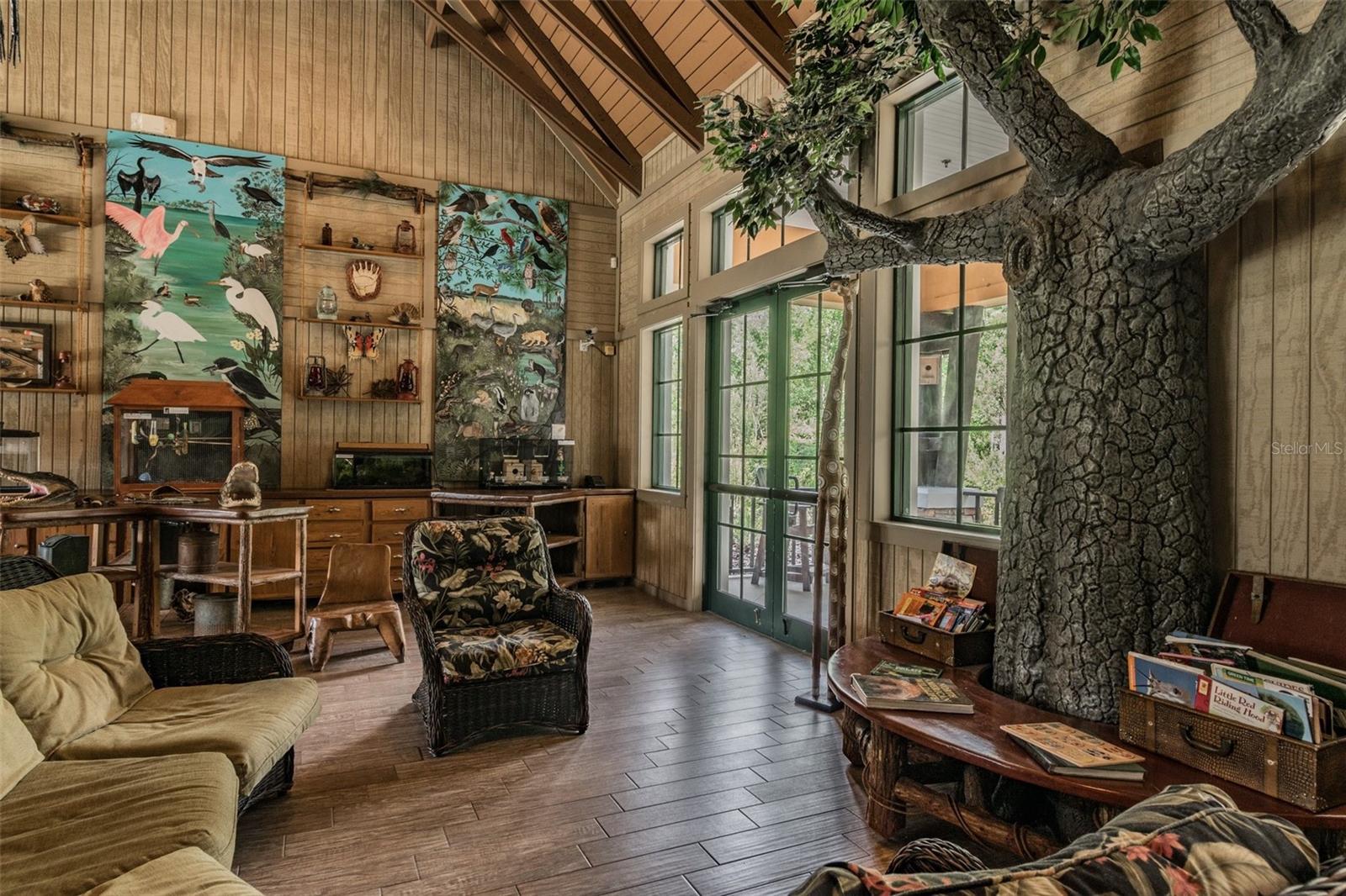 Listing photo id 78 for 7410 Ambleside Drive