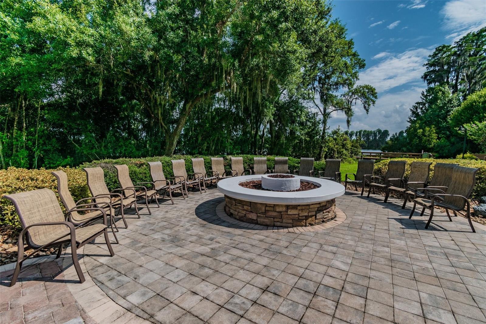 Listing photo id 84 for 7410 Ambleside Drive