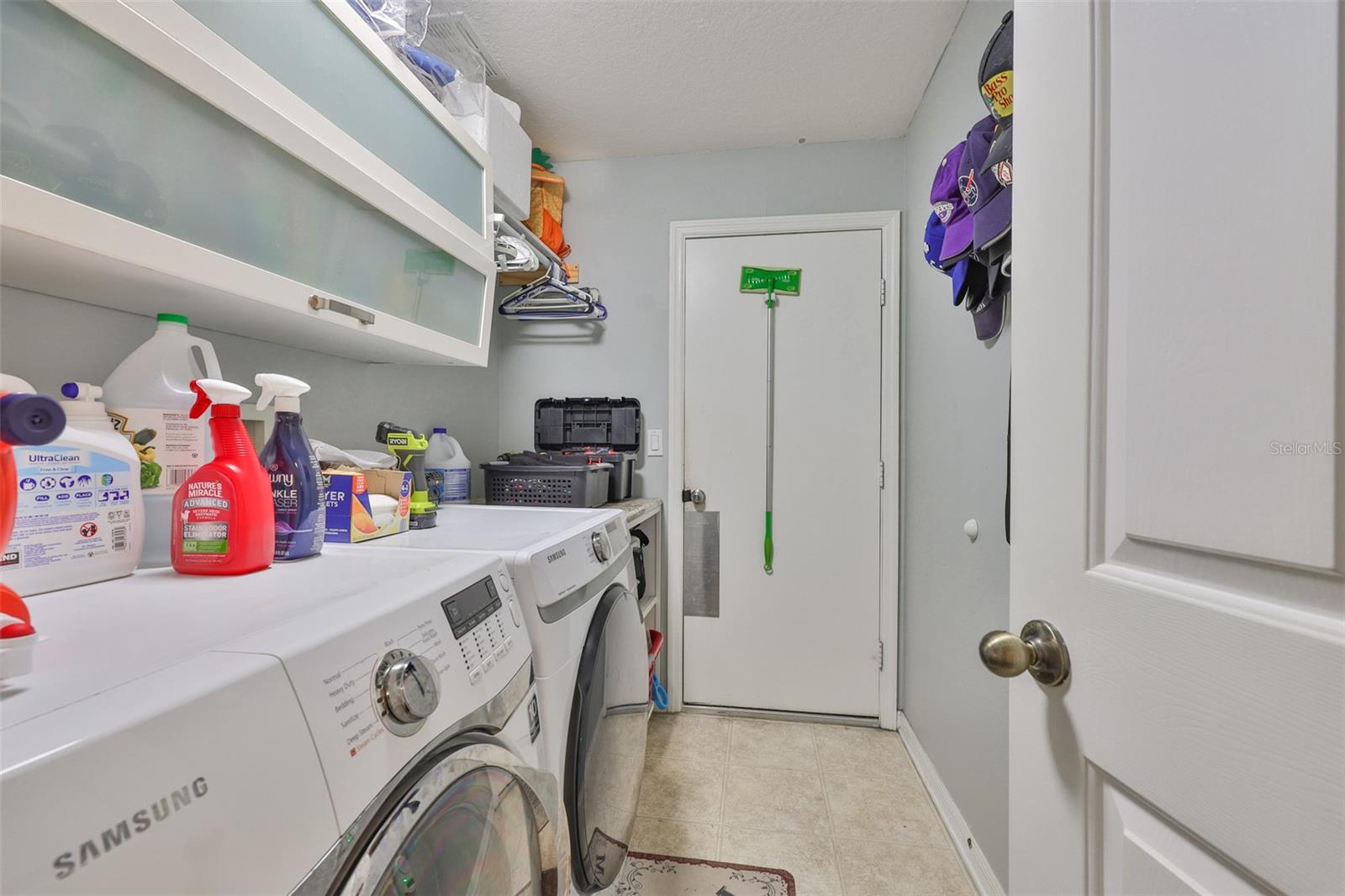 Image 14 of 44 For 6232 Crickethollow Drive