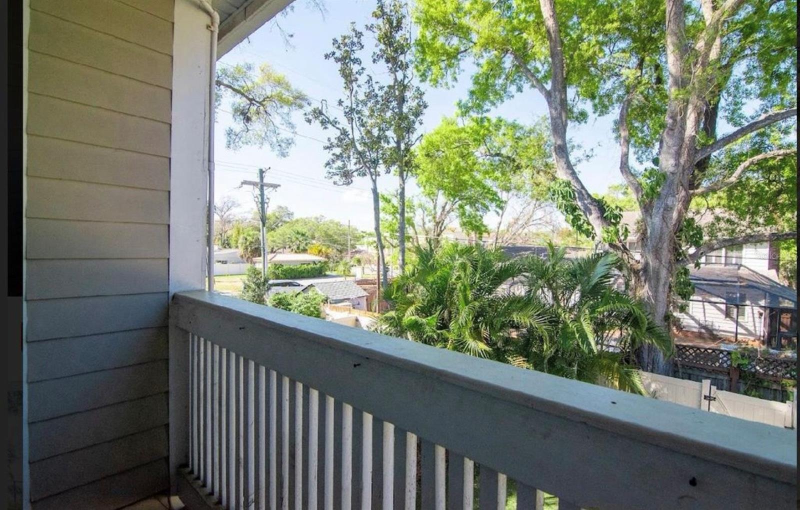 Image 18 of 20 For 3023 W Bay Villa Avenue