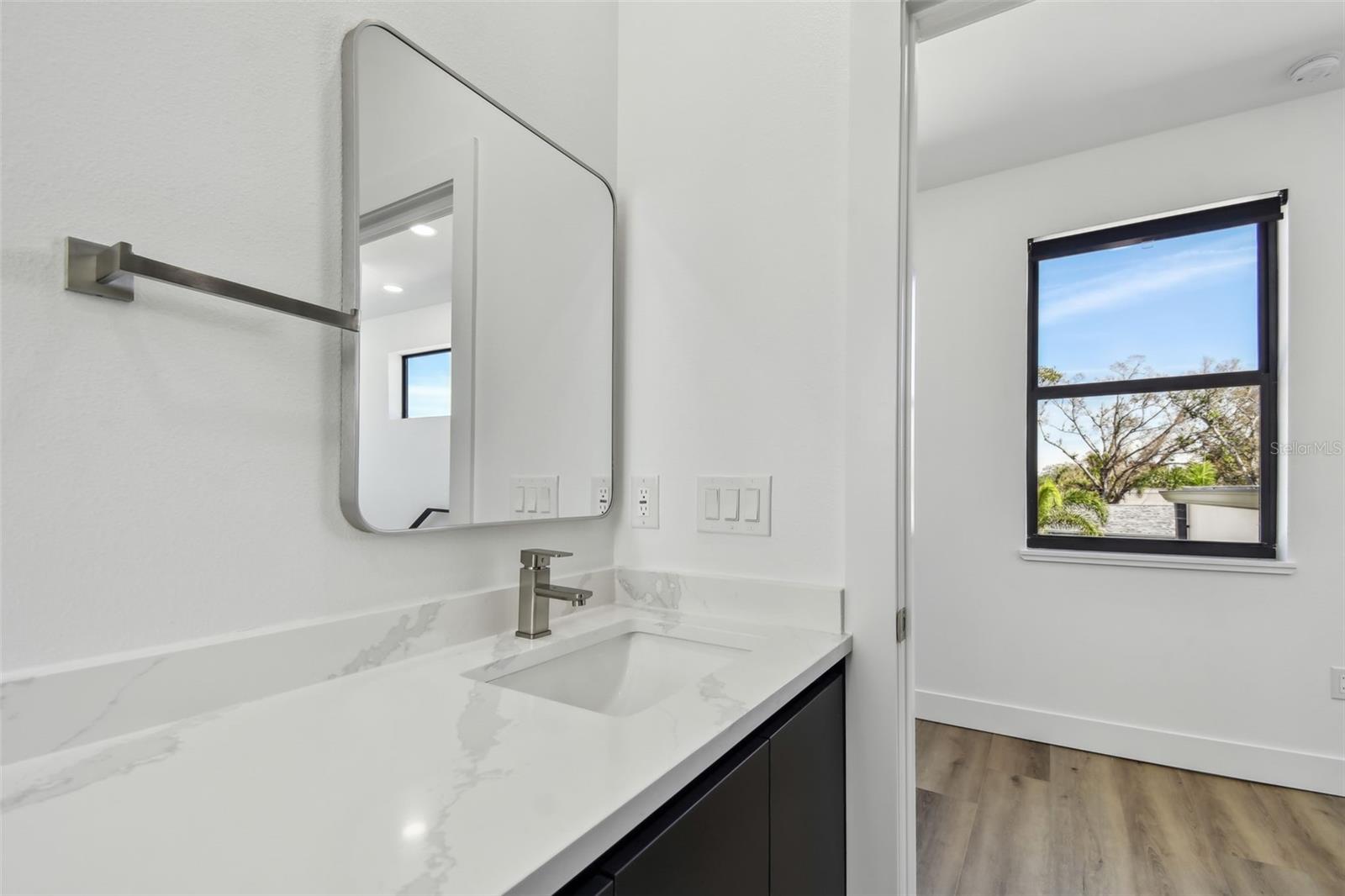 Image 53 of 79 For 4501 24th Avenue S