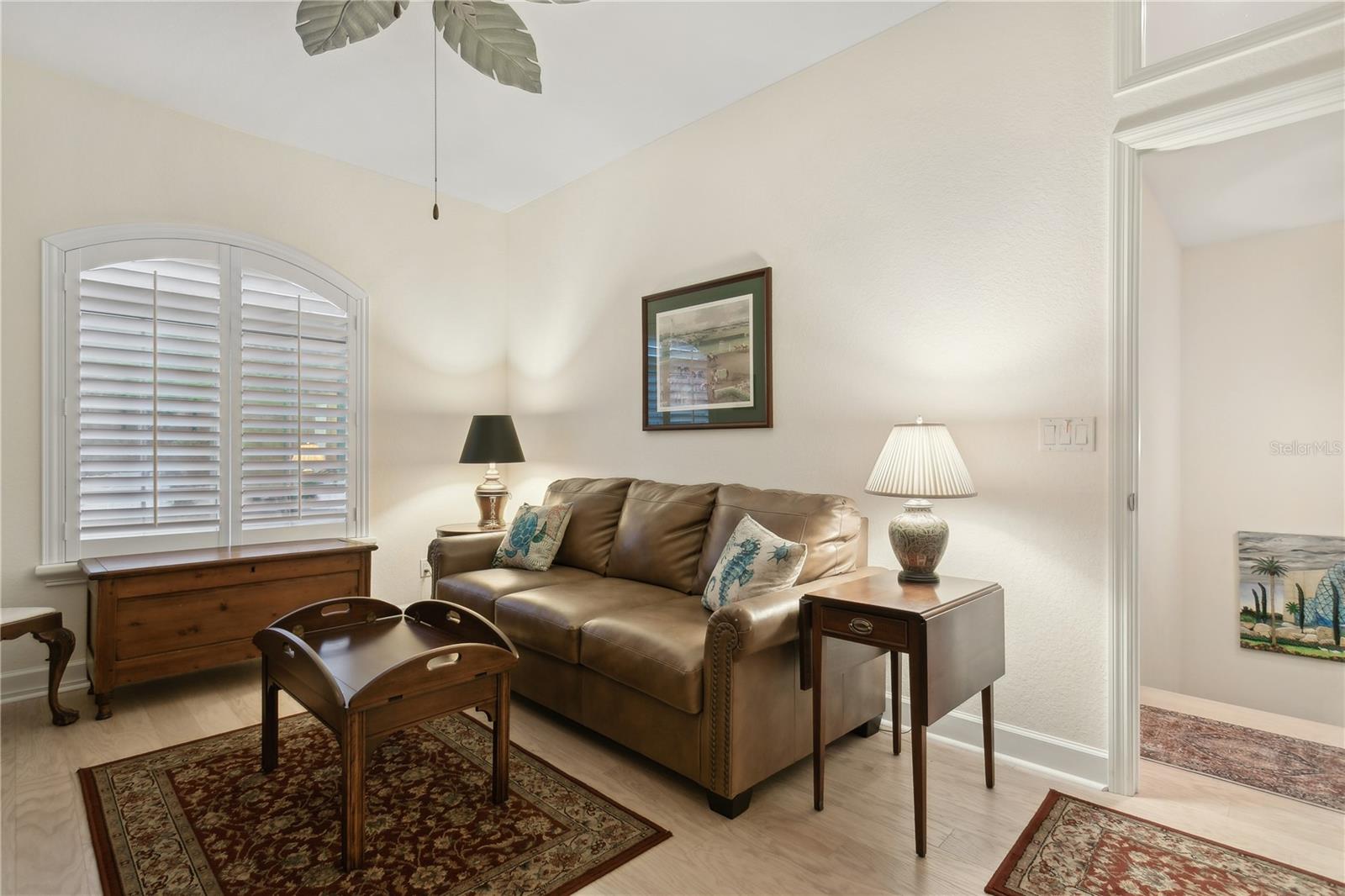 Image 13 of 18 For 6319r Vista Verde Drive E