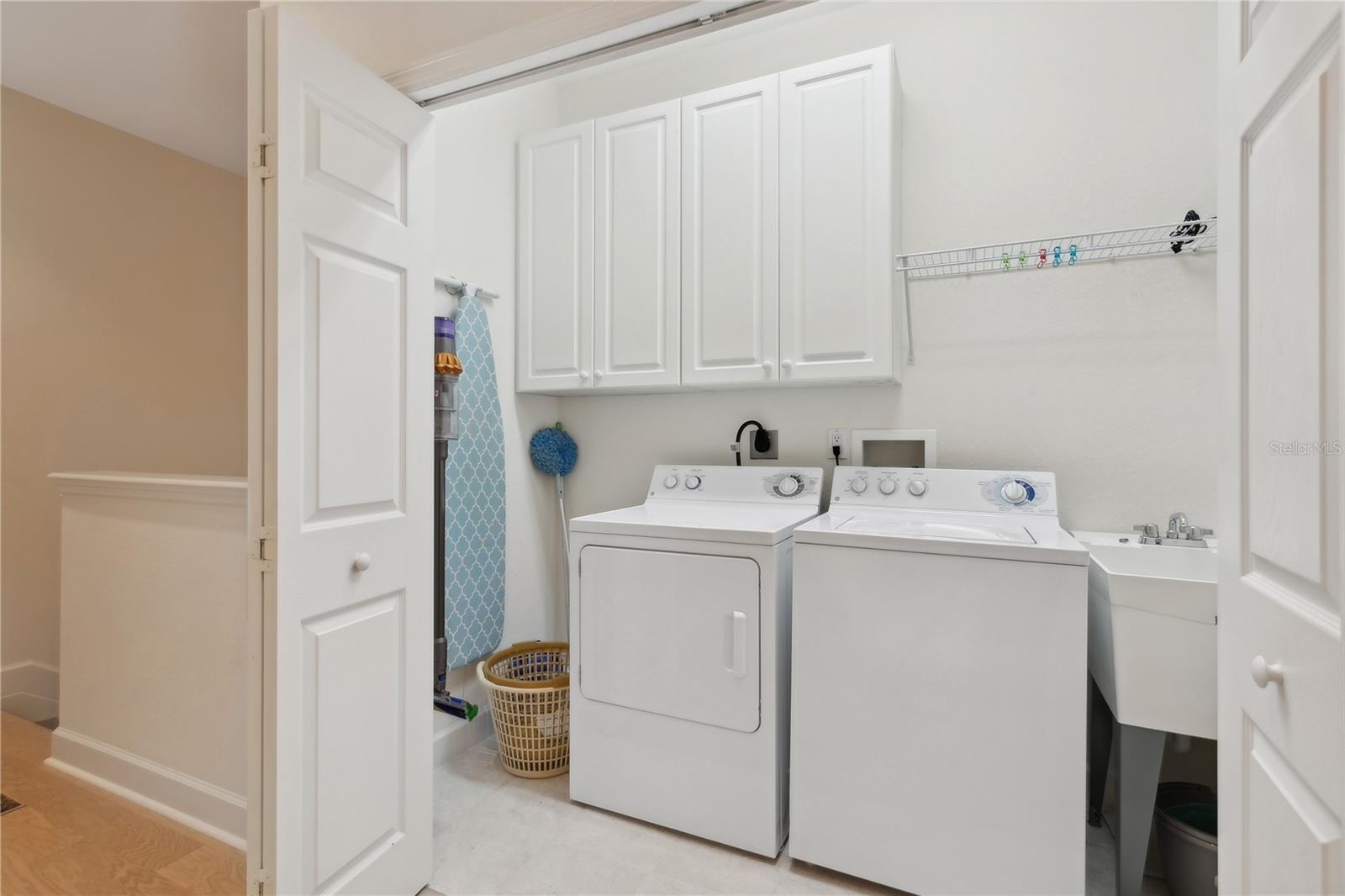 Image 14 of 18 For 6319r Vista Verde Drive E