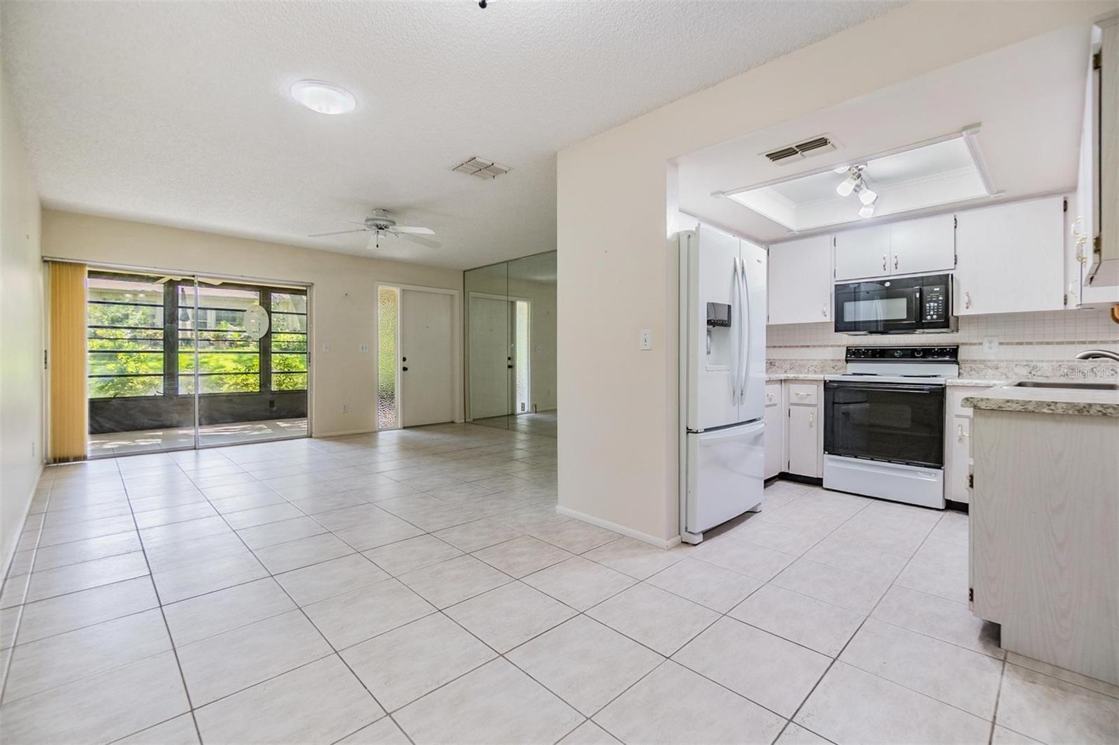 Image 6 of 24 For 2150 Shelly Drive D