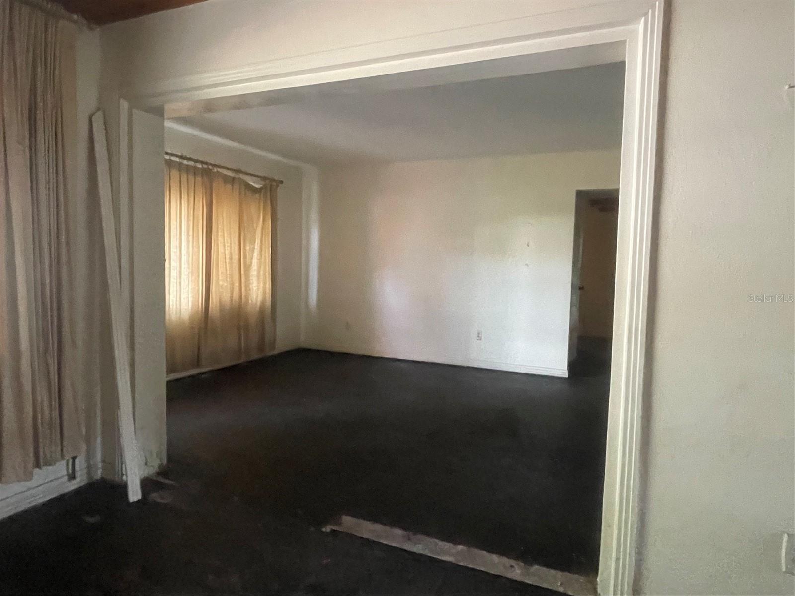 Image 12 of 40 For 4711 Vasconia Street