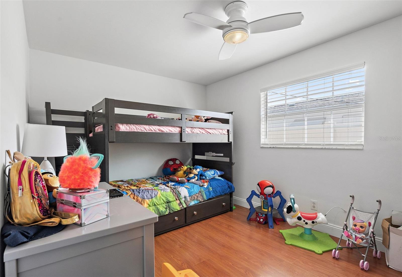 Image 17 of 25 For 5542 19th Avenue N