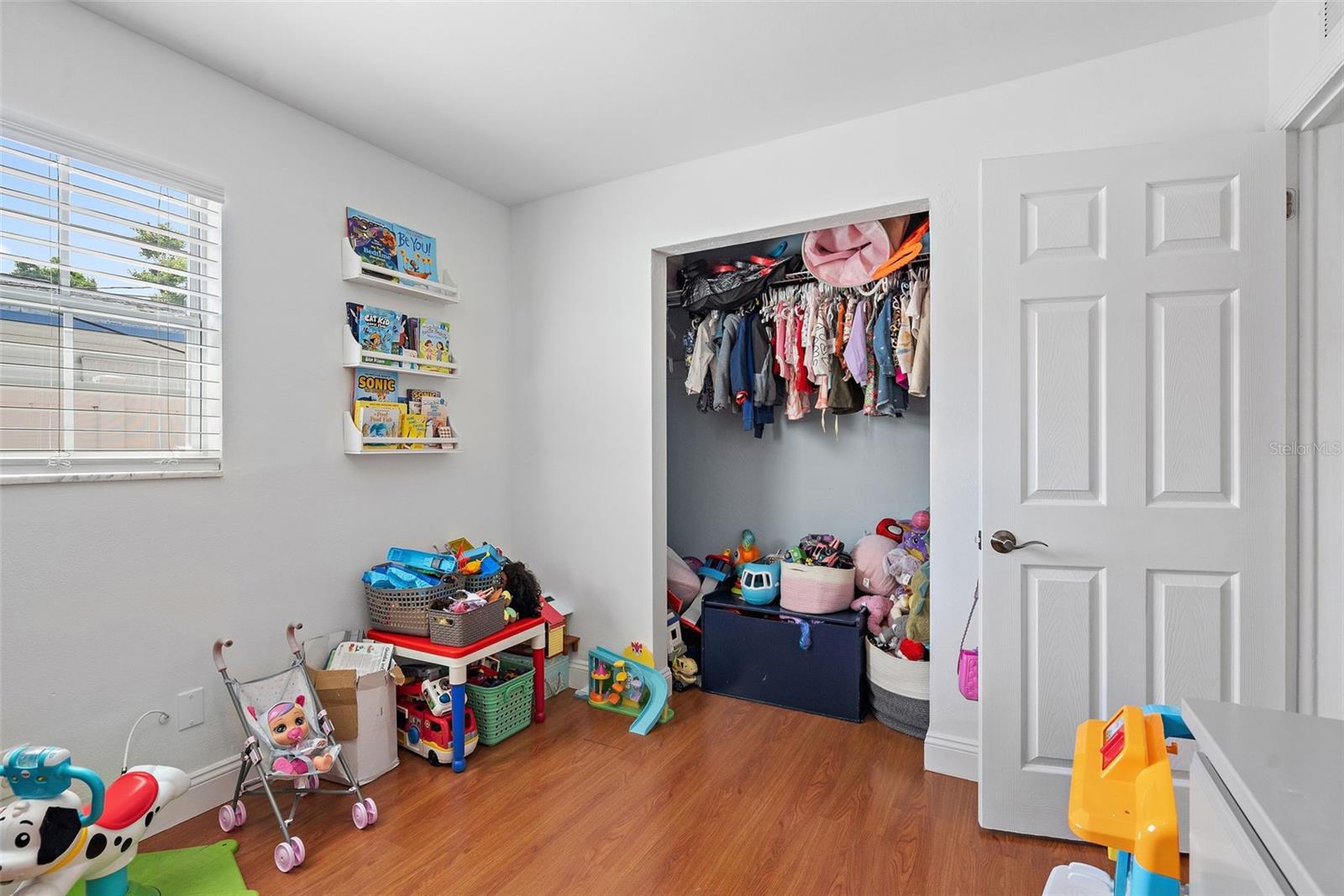 Image 18 of 25 For 5542 19th Avenue N