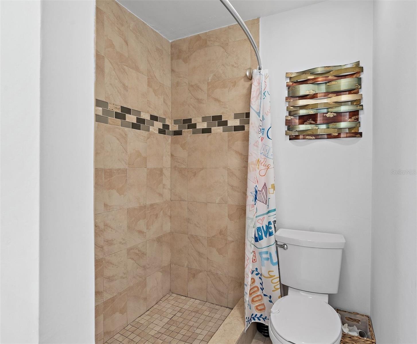 Image 20 of 25 For 5542 19th Avenue N