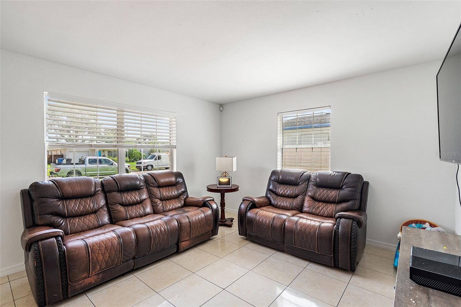 Image 6 of 25 For 5542 19th Avenue N