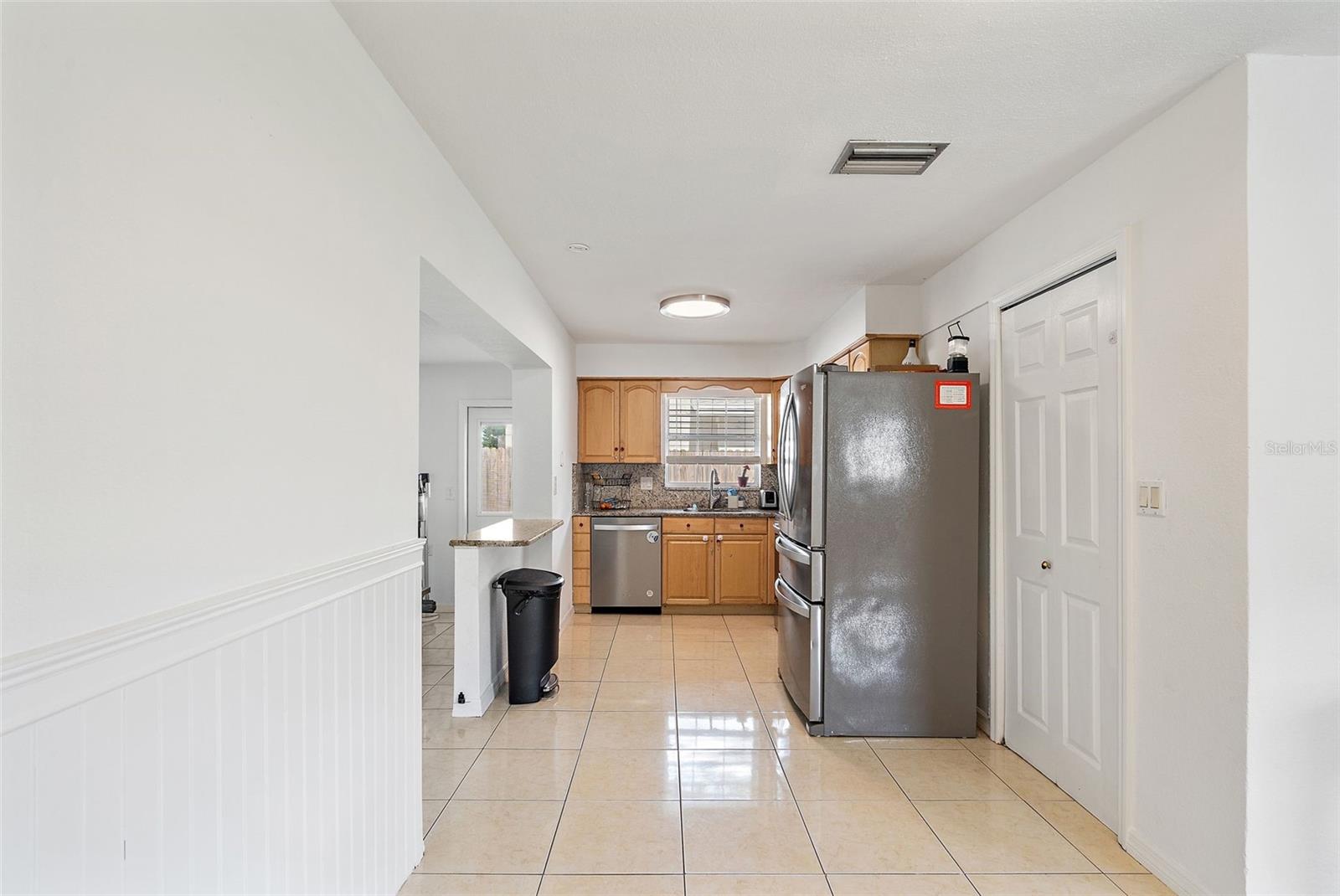 Image 8 of 25 For 5542 19th Avenue N