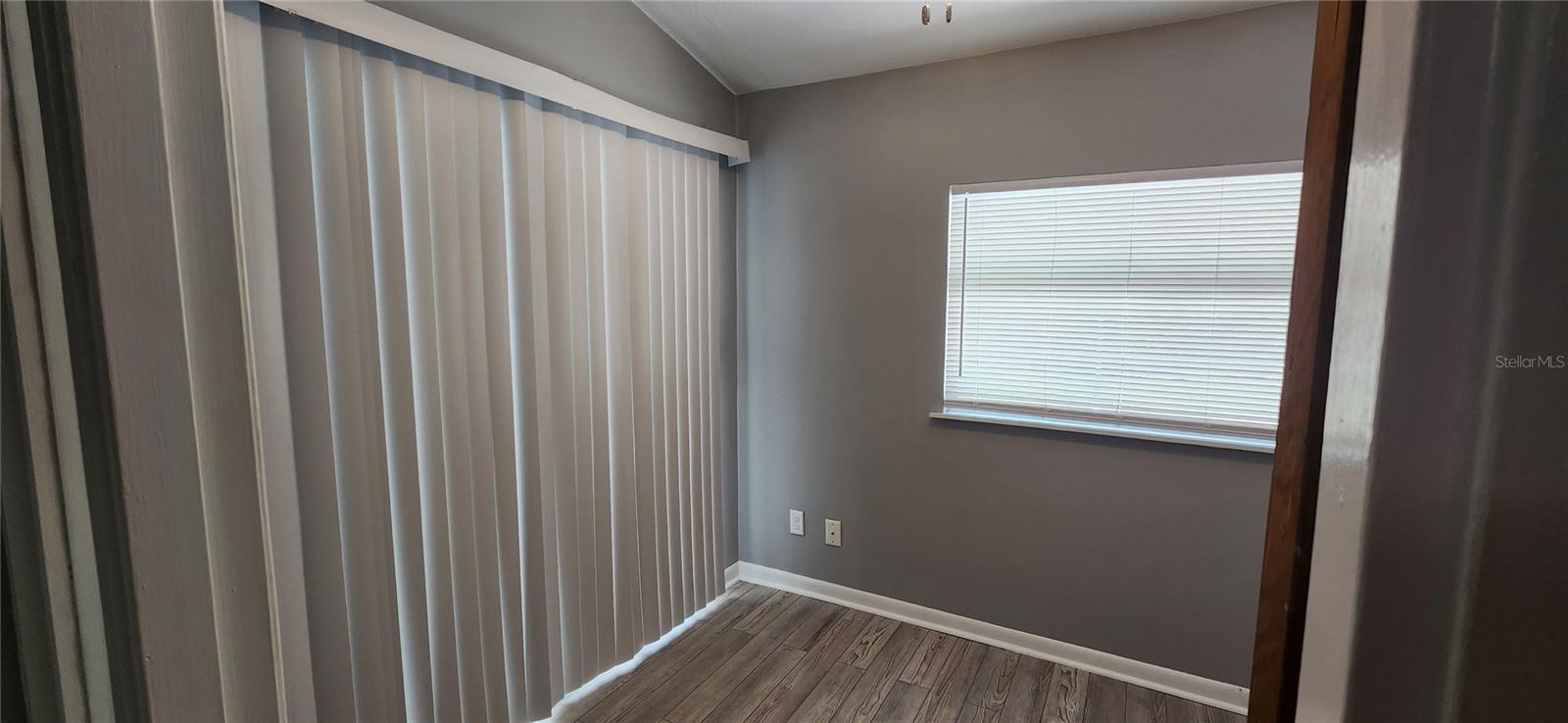 Image 10 of 26 For 23854 Forest Place