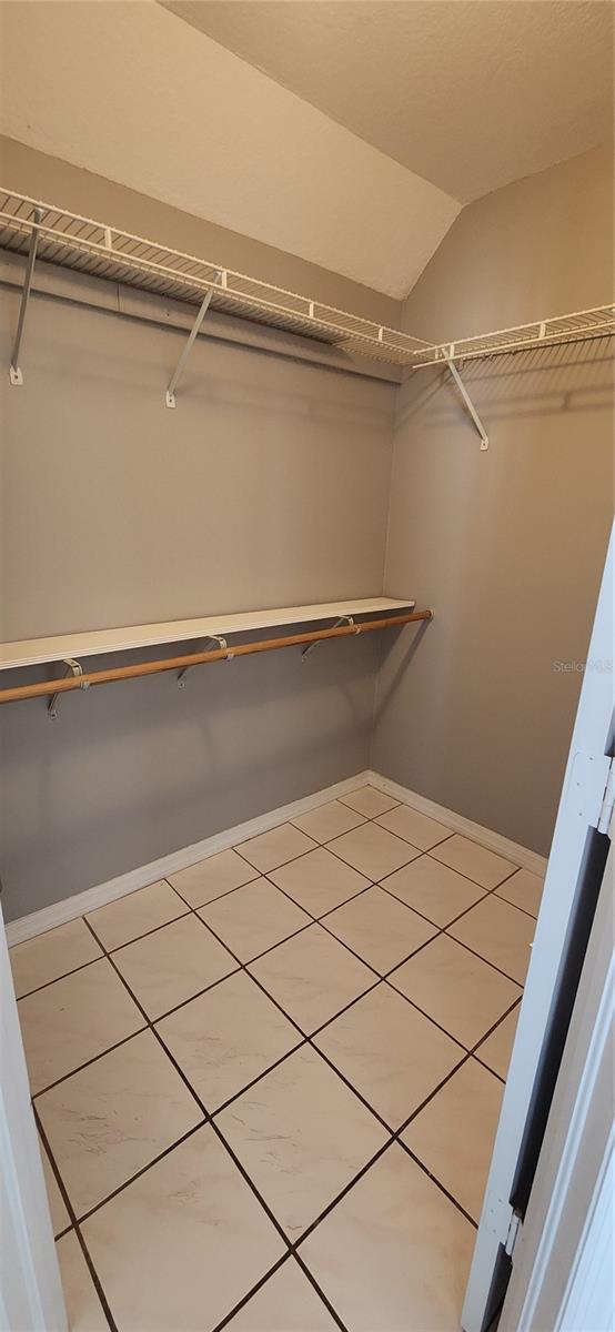 Image 14 of 26 For 23854 Forest Place