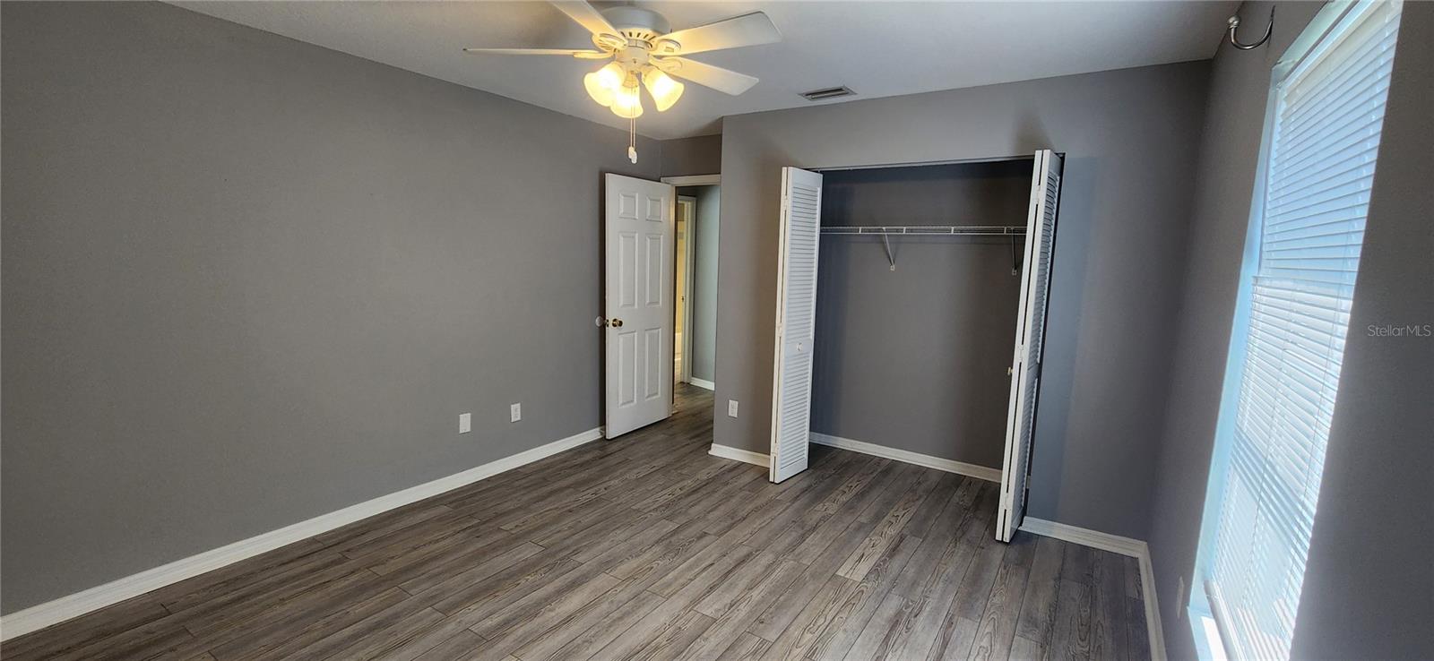 Image 21 of 26 For 23854 Forest Place