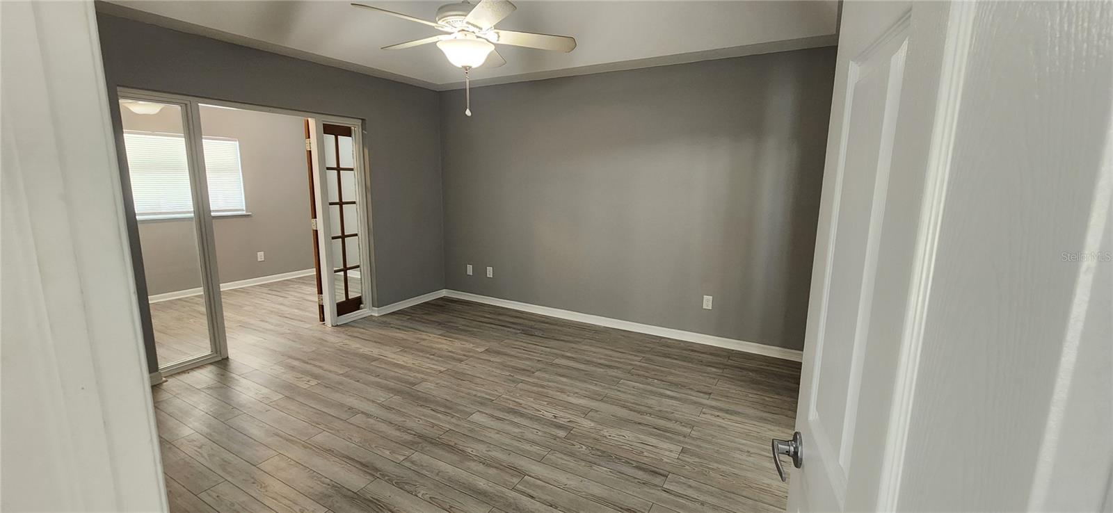 Image 7 of 26 For 23854 Forest Place