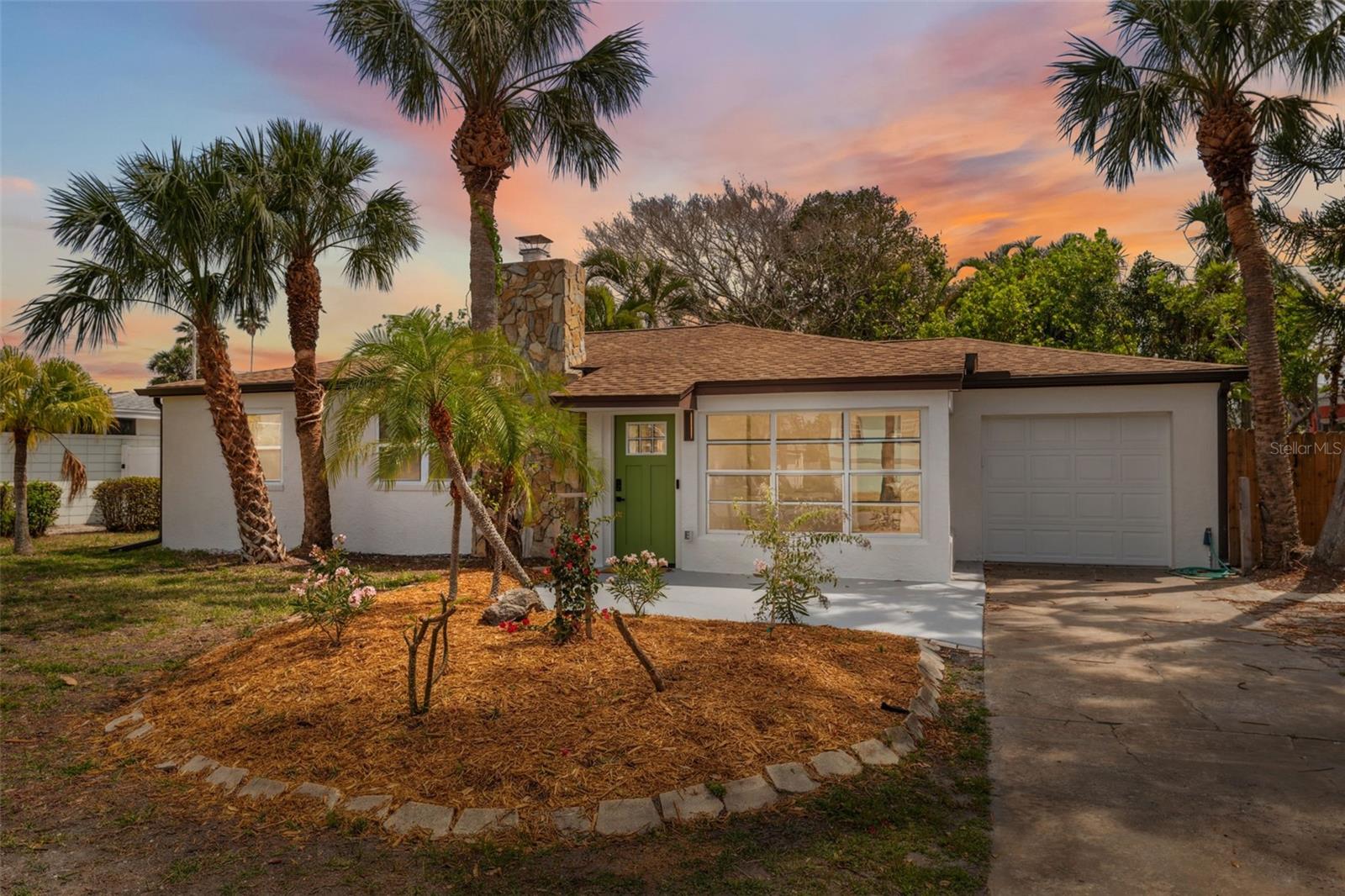 Details for 108 5th Street, BELLEAIR BEACH, FL 33786