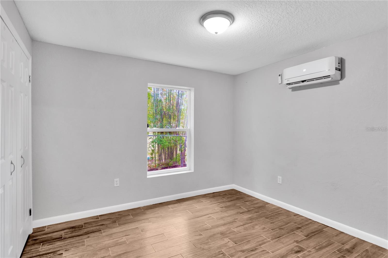 Image 21 of 25 For 2223 Gordon Street