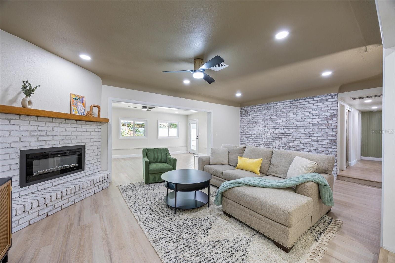 Image 10 of 50 For 6875 11th Avenue N