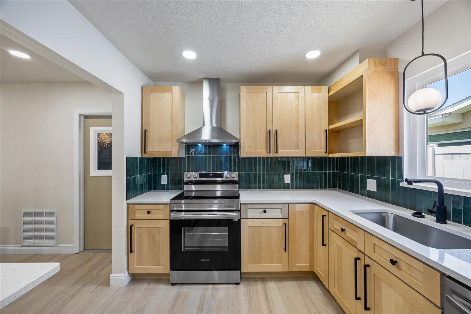 Image 16 of 50 For 6875 11th Avenue N