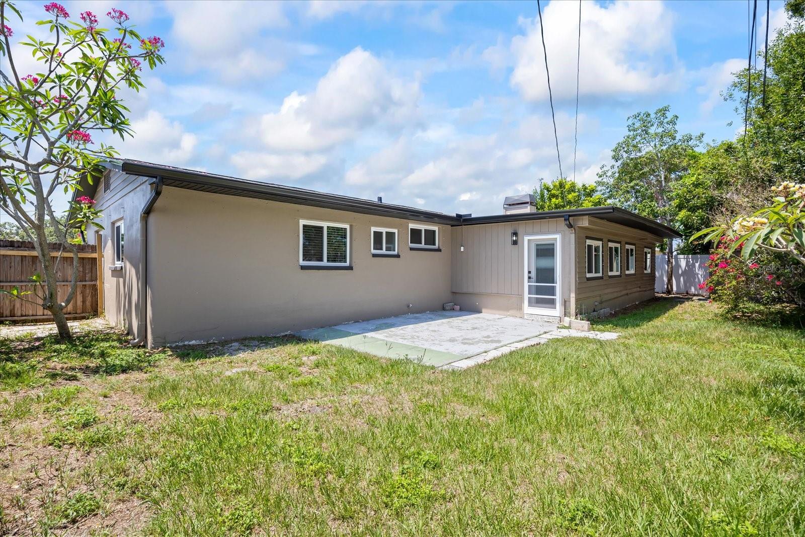 Image 35 of 50 For 6875 11th Avenue N