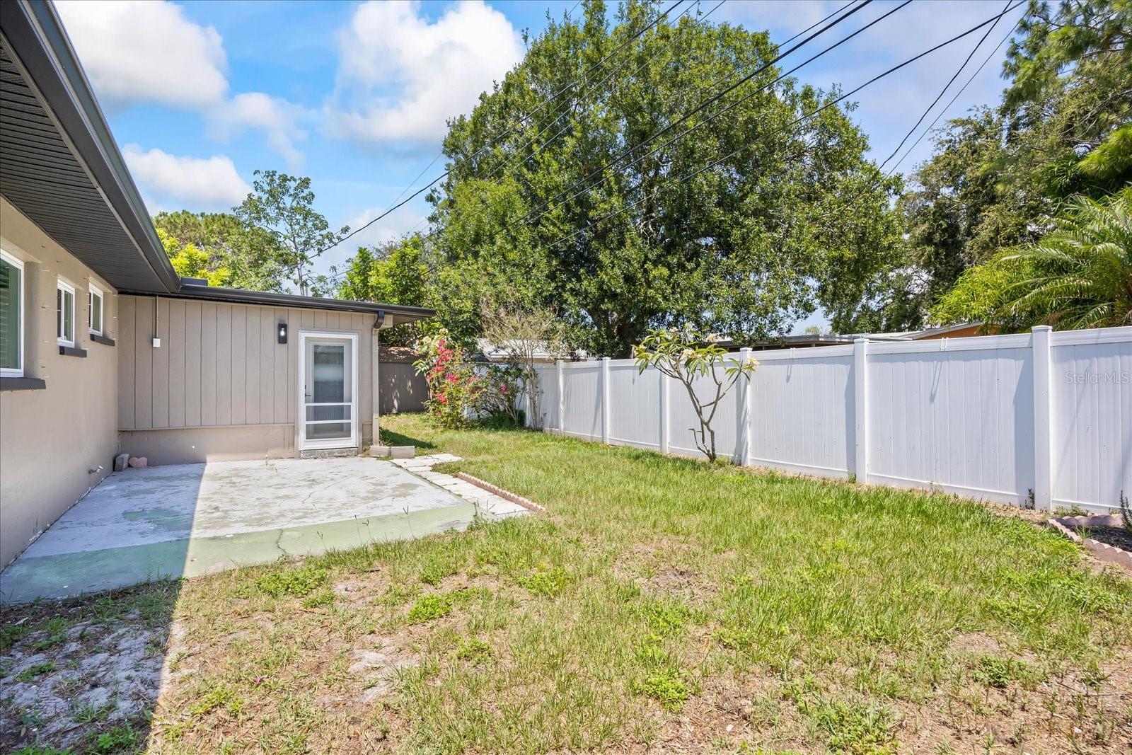 Image 36 of 50 For 6875 11th Avenue N