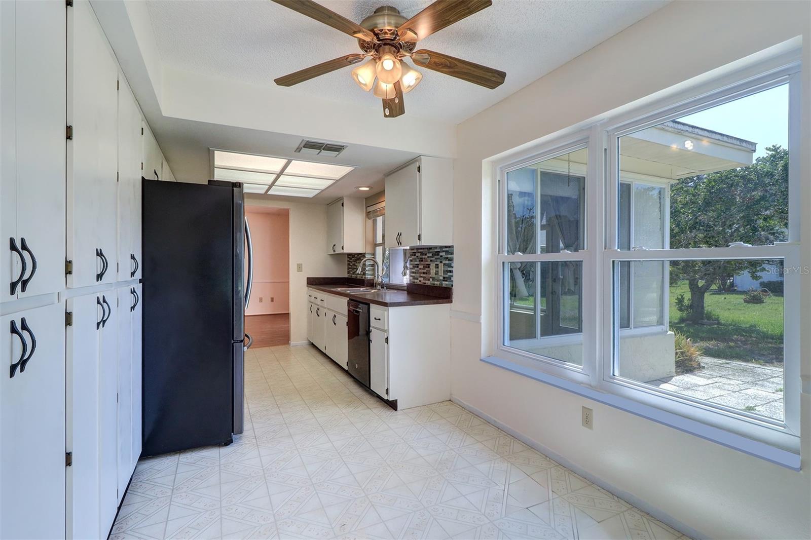 Image 13 of 35 For 3053 Gregor Court