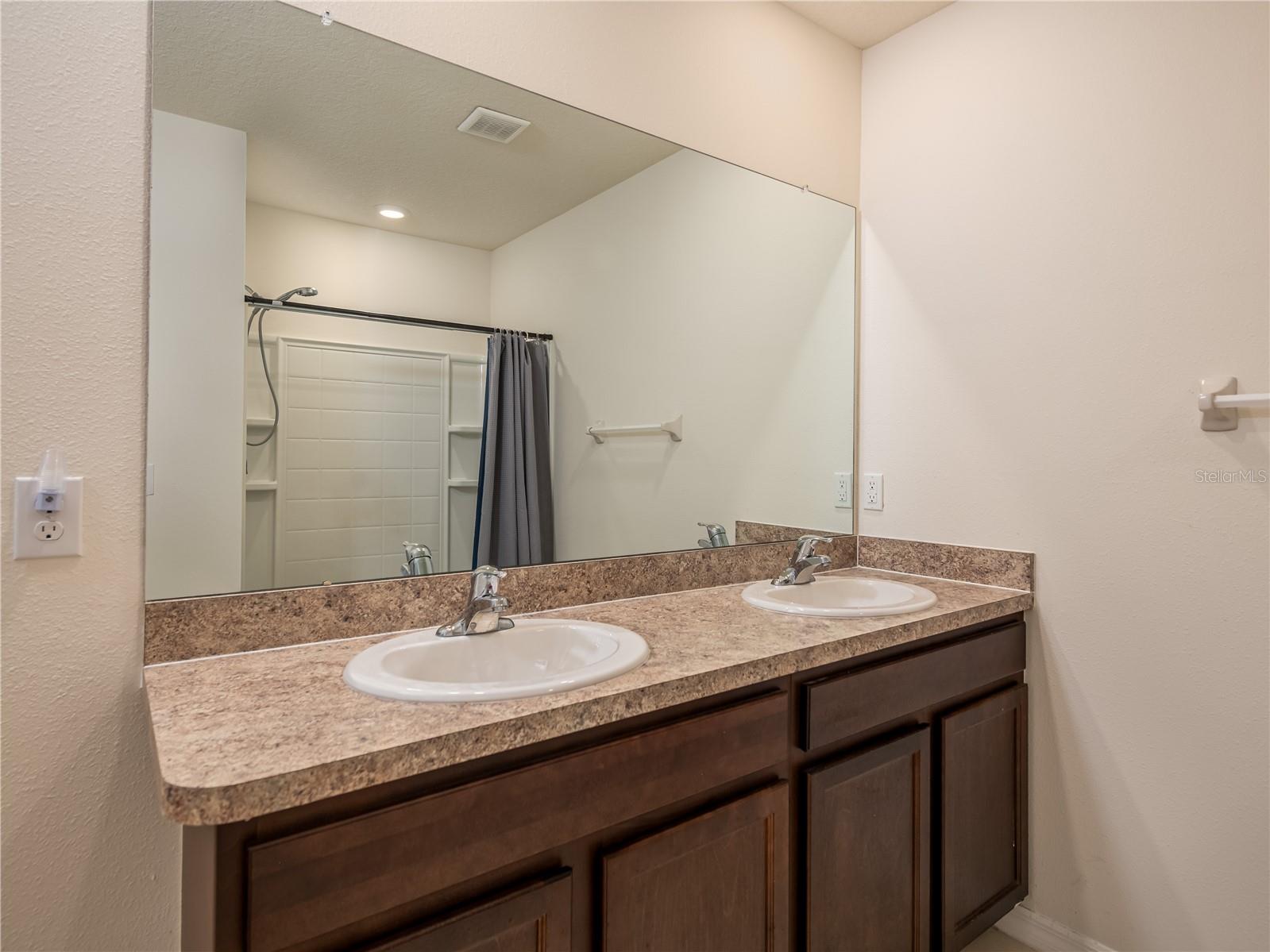 Image 11 of 25 For 9254 Watolla Drive