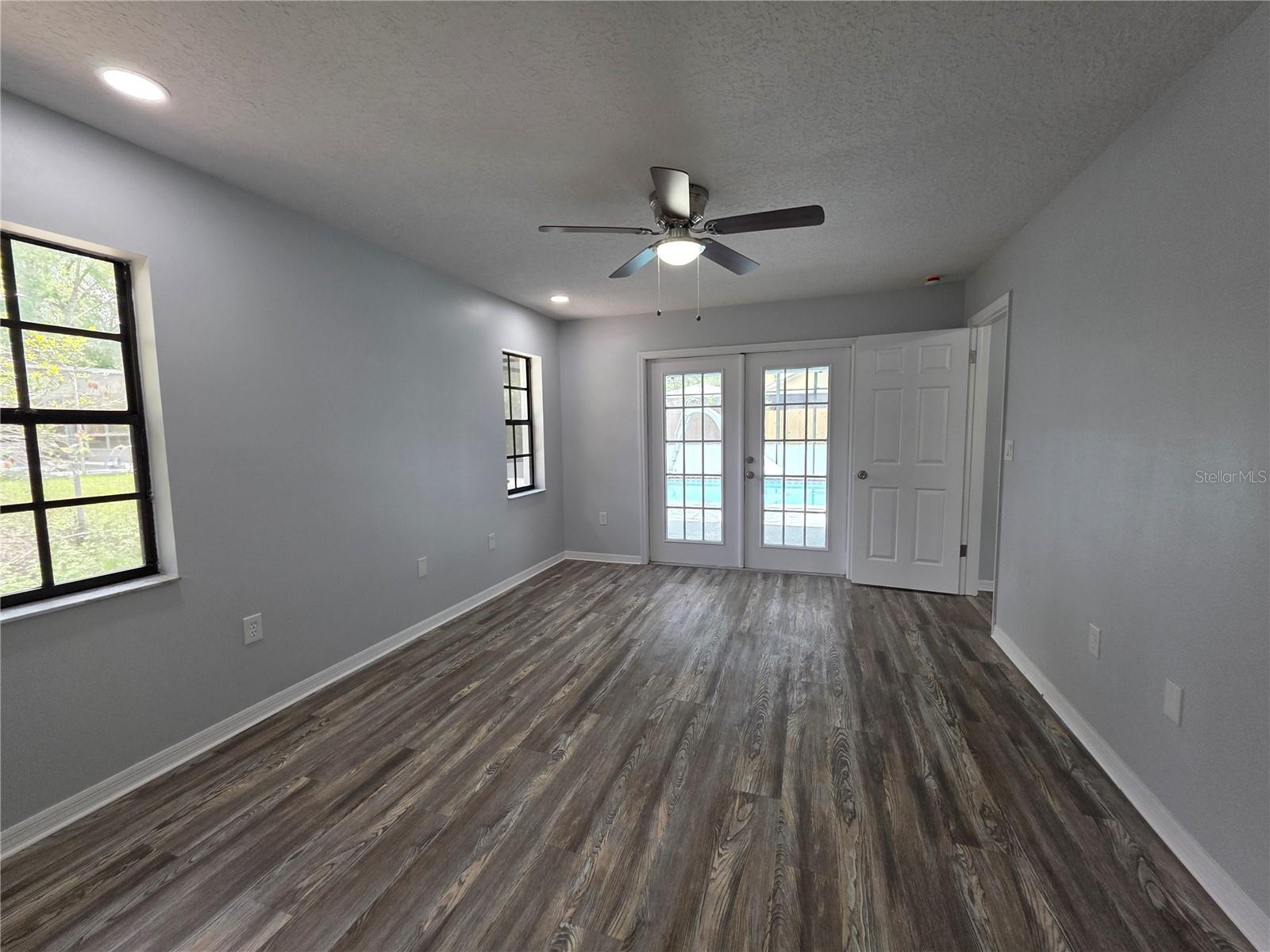 Image 24 of 37 For 7278 Radcliff Street