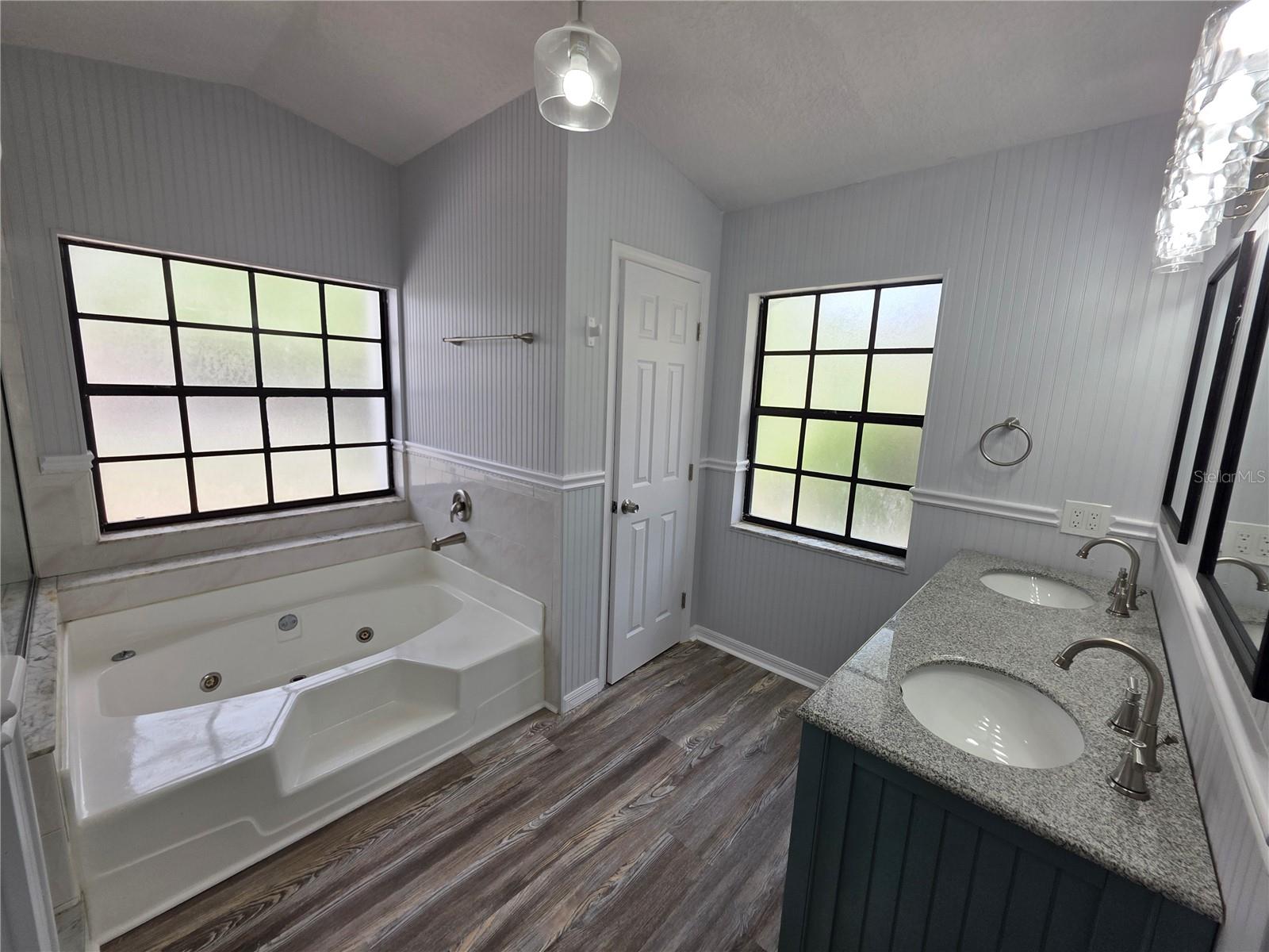 Image 25 of 37 For 7278 Radcliff Street
