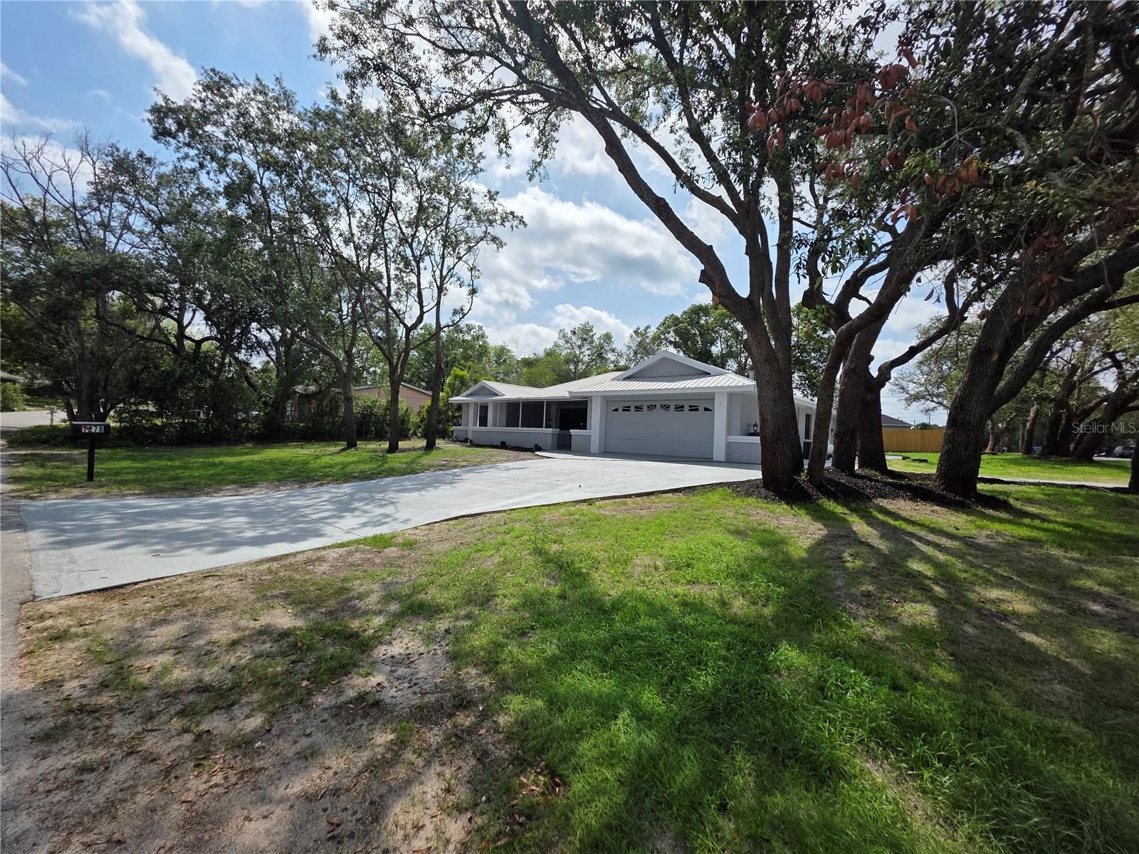 Image 3 of 37 For 7278 Radcliff Street