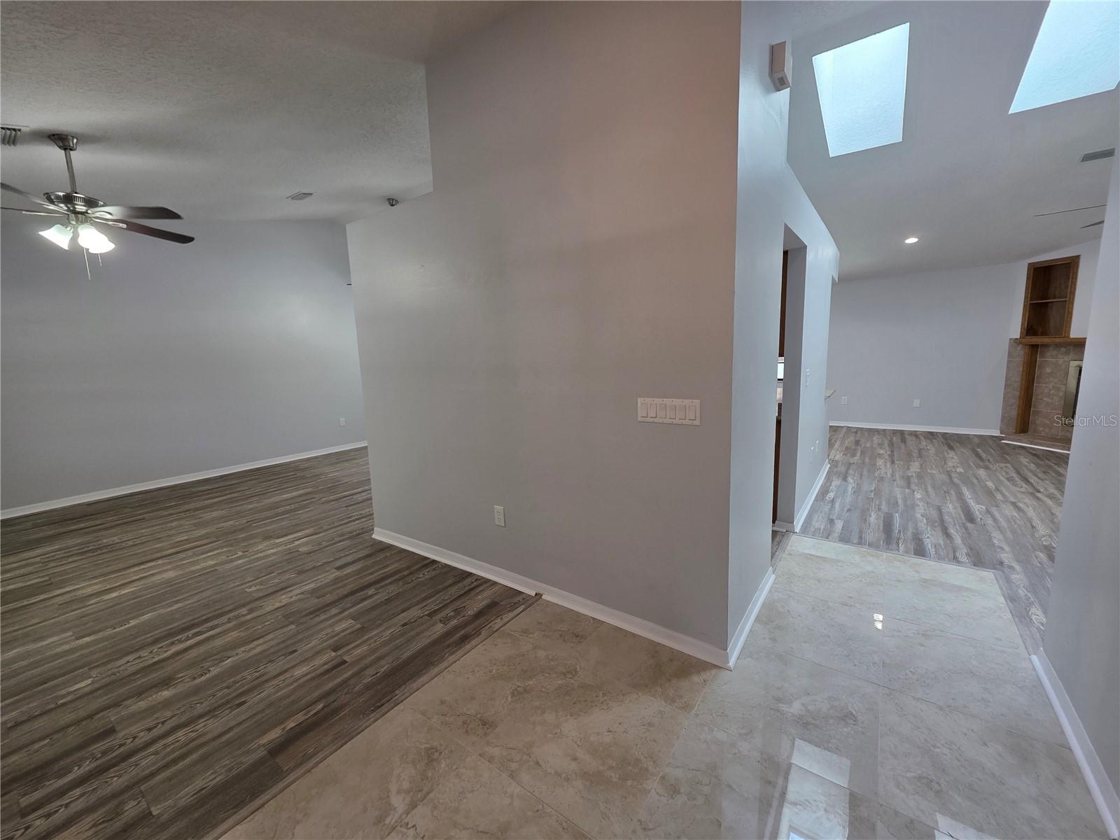 Image 6 of 37 For 7278 Radcliff Street
