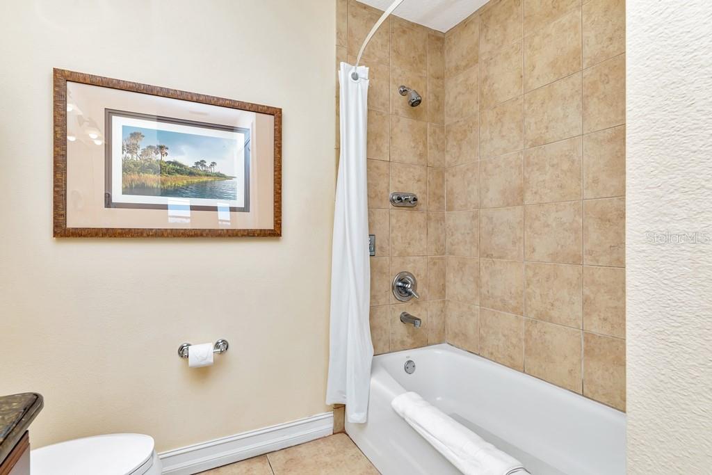 Image 7 of 62 For 13941 Clubhouse Drive 308