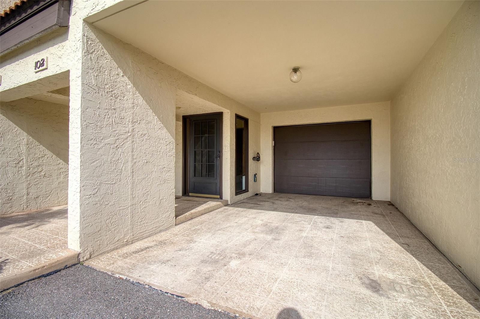 Image 16 of 49 For 128 1st Street E.  102