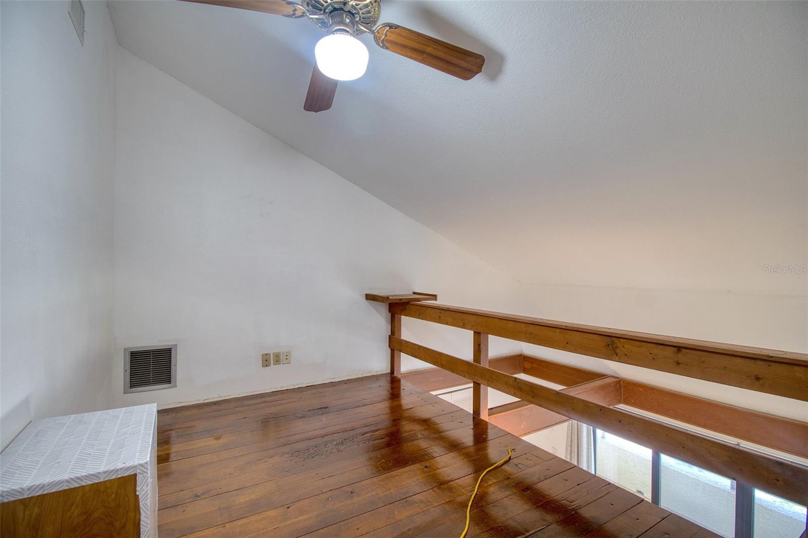 Image 26 of 49 For 128 1st Street E.  102