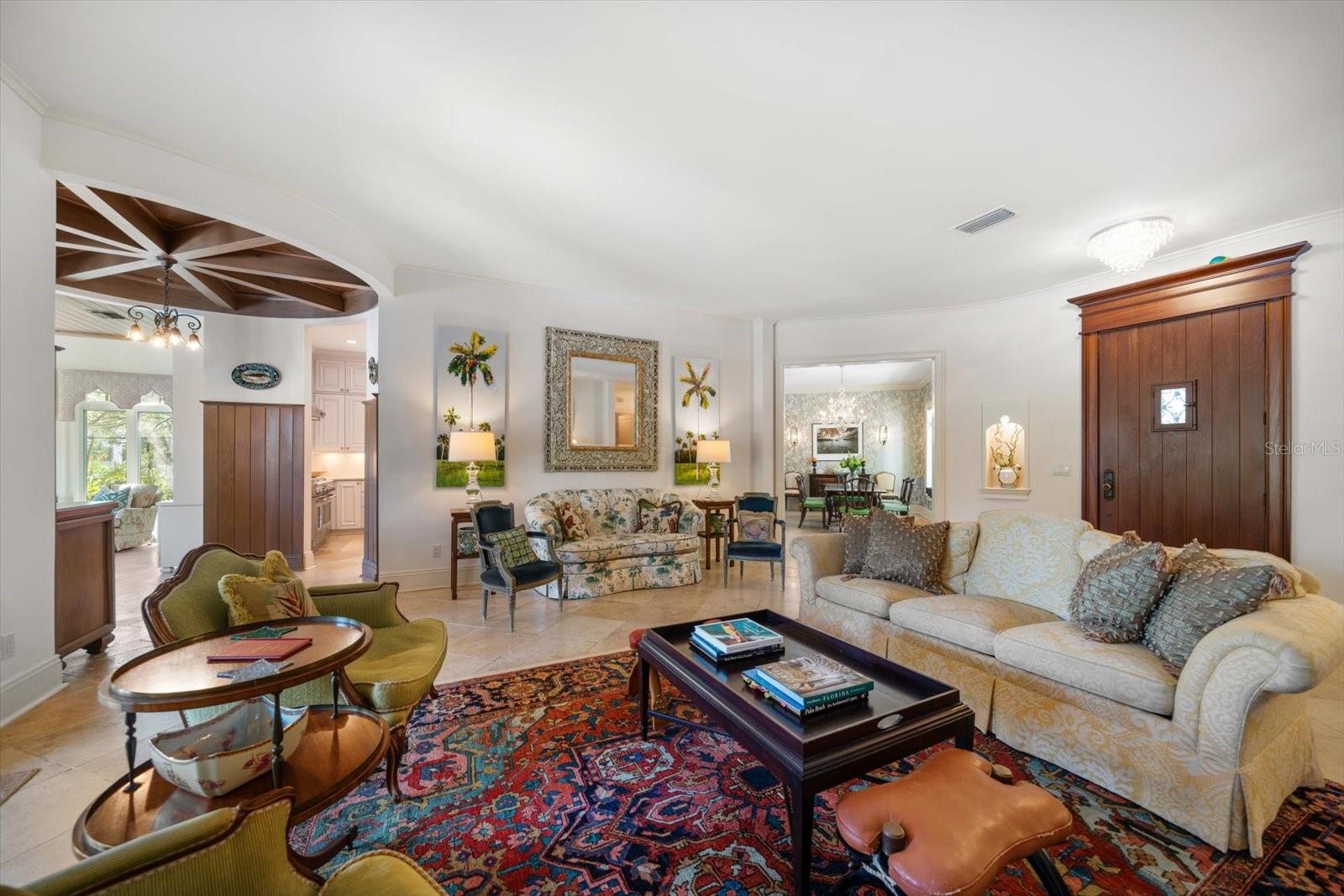 Image 22 of 81 For 514 Riviera Drive