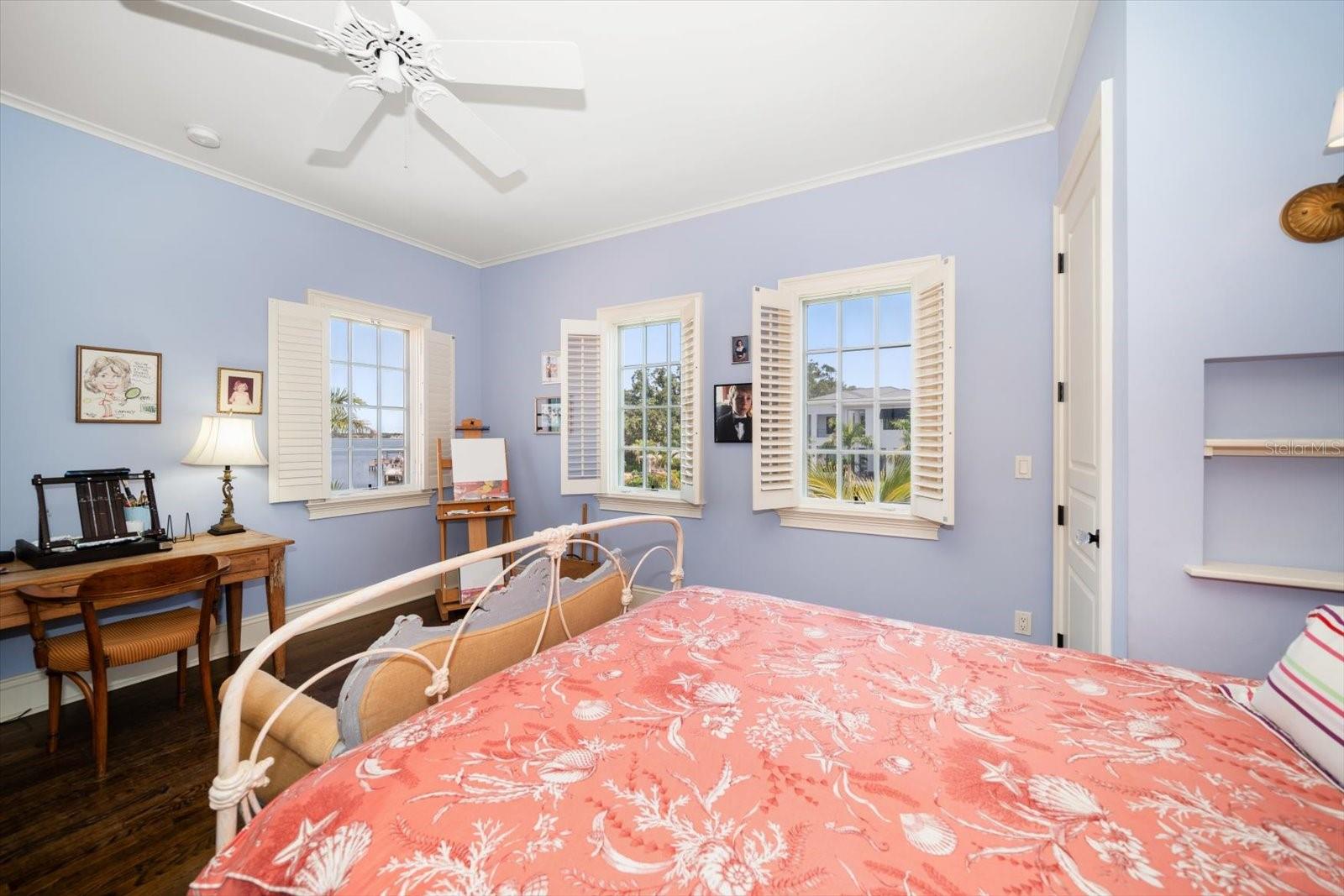 Image 45 of 81 For 514 Riviera Drive
