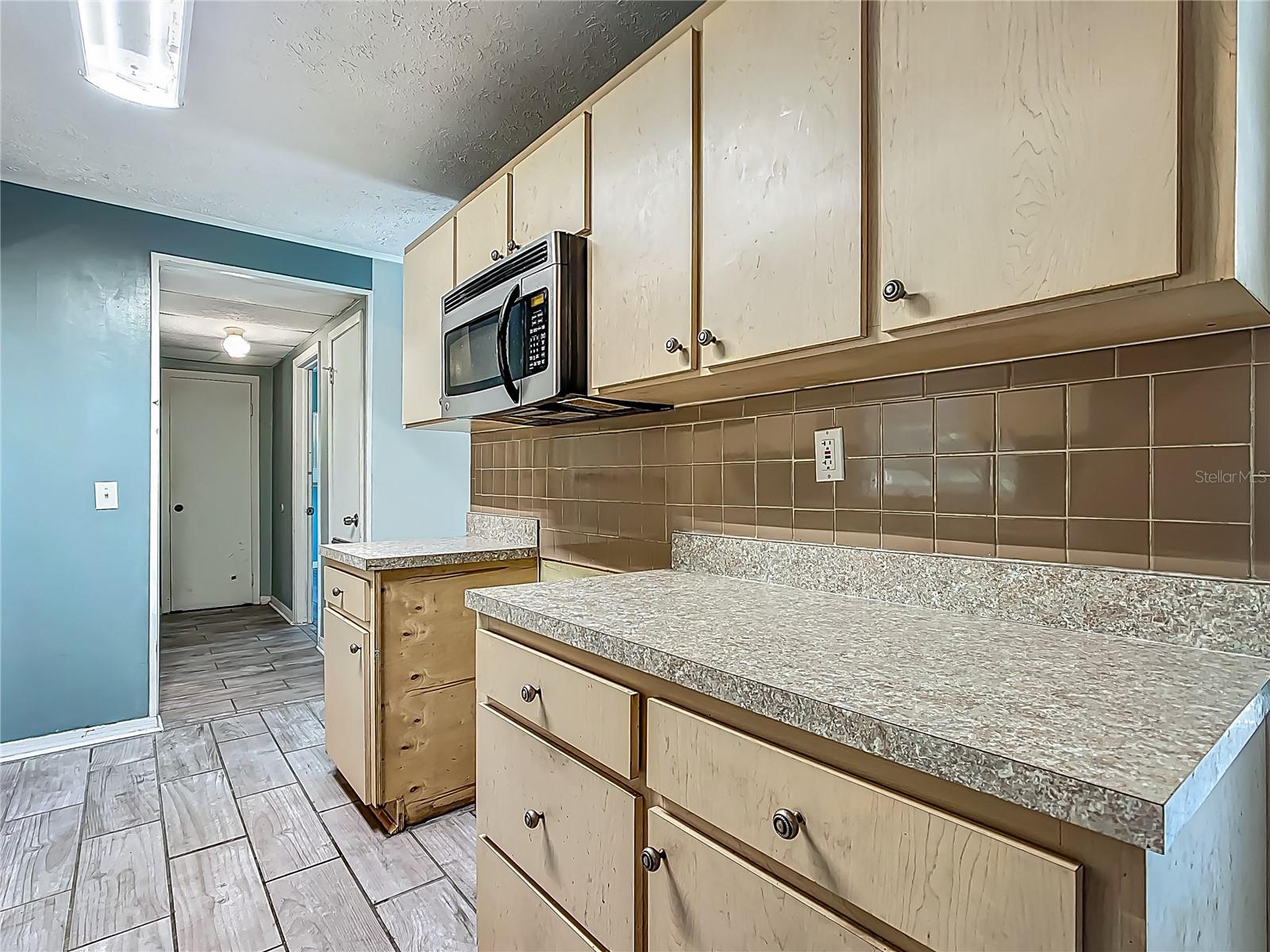 Image 12 of 35 For 2015 Pleasant Acre Drive