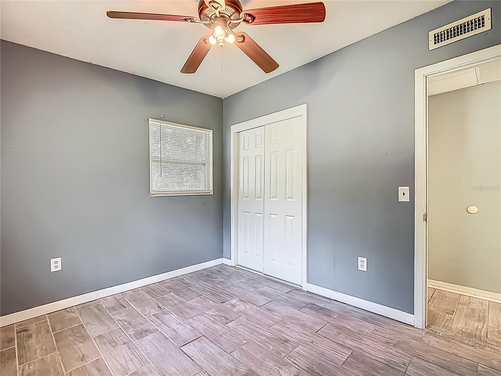 Image 15 of 35 For 2015 Pleasant Acre Drive